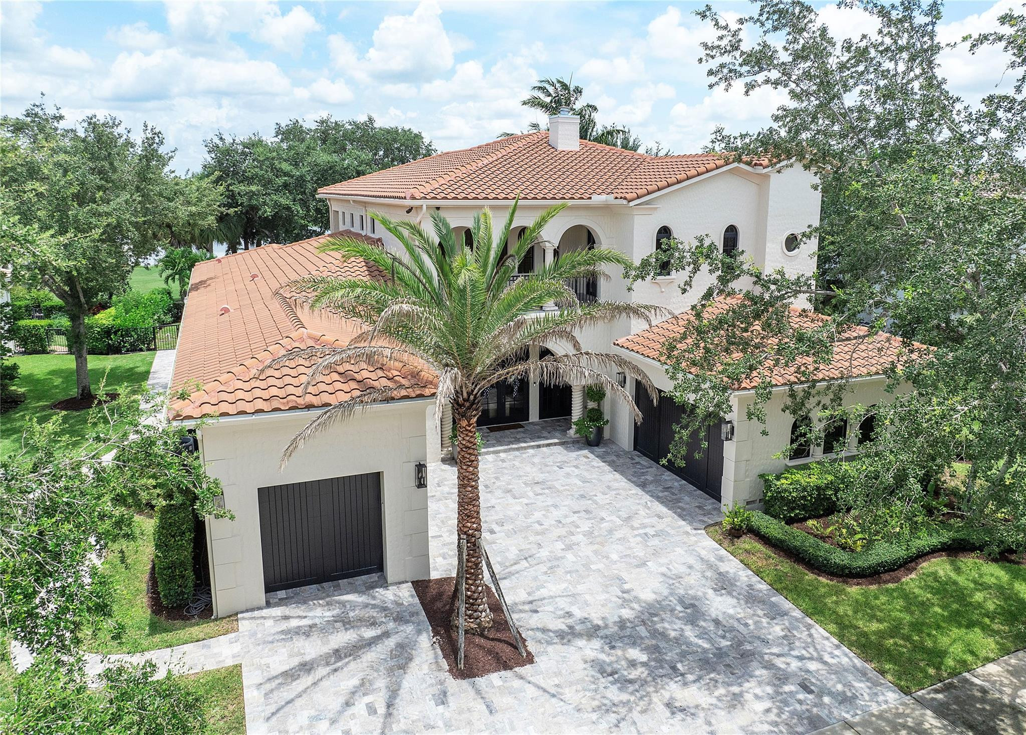 6910 Long Leaf Drive