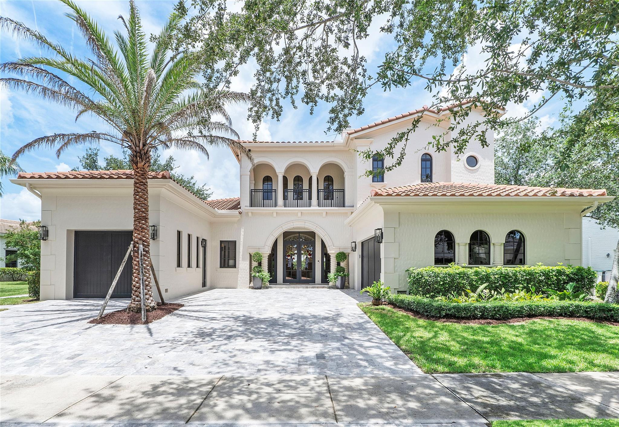6910 Long Leaf Drive
