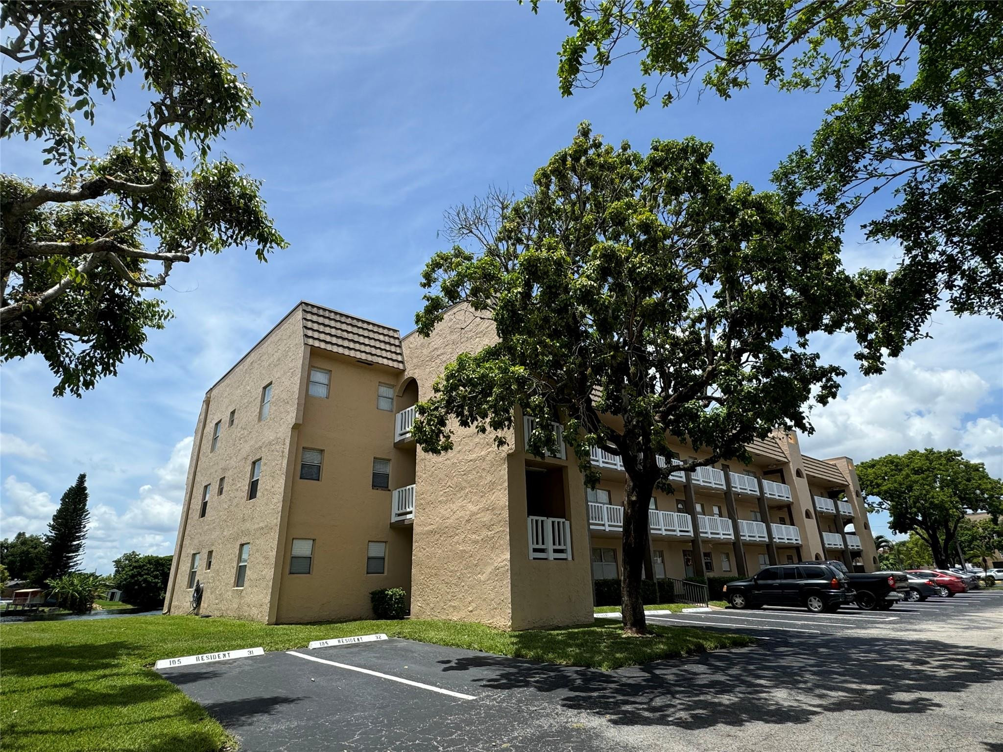 9360 Sunrise Lakes Boulevard Unit: 201