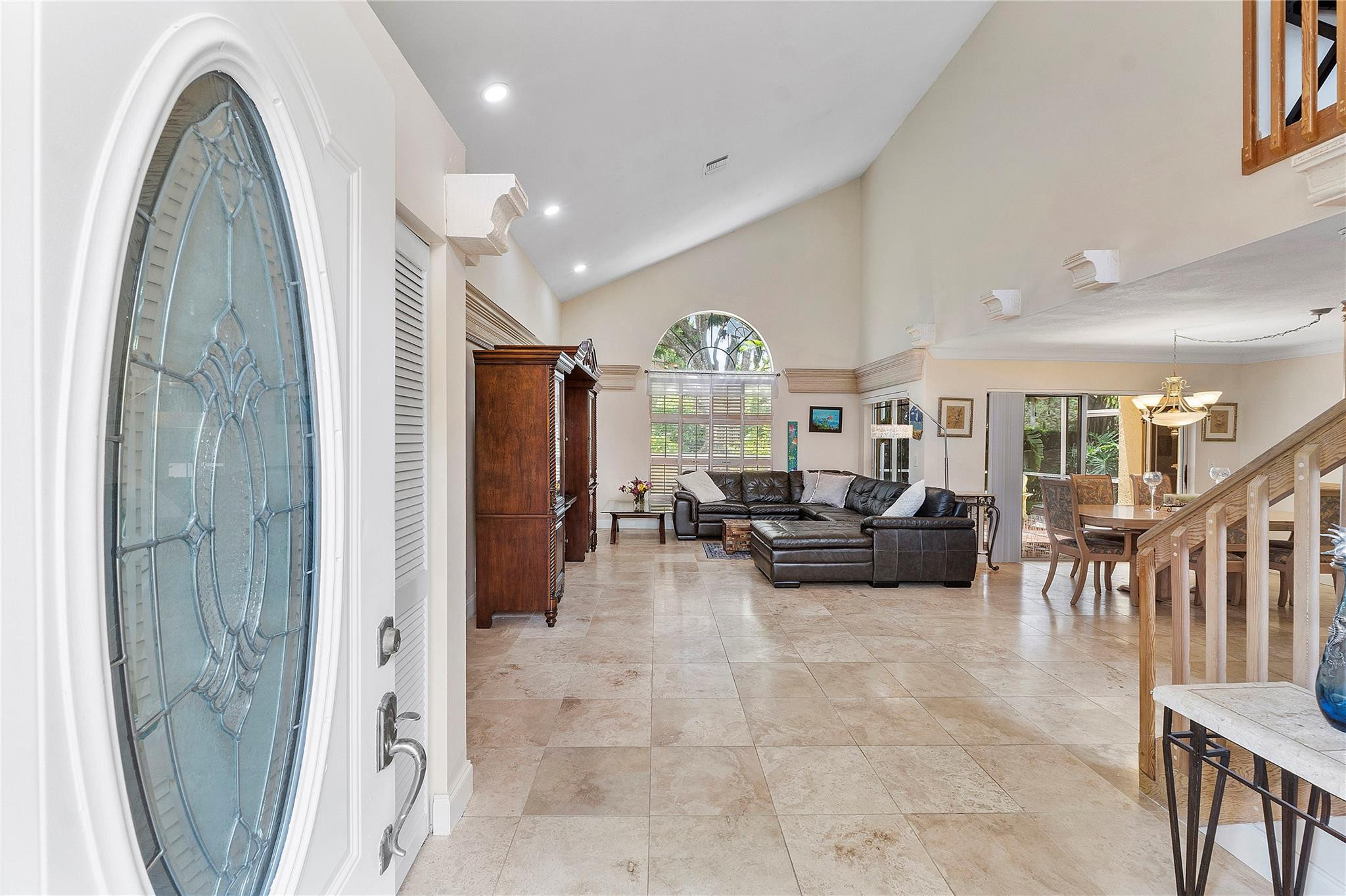 6460 NW 77th Place