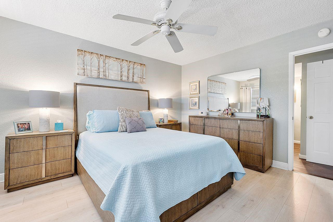 3150 NE 48th Court 402
