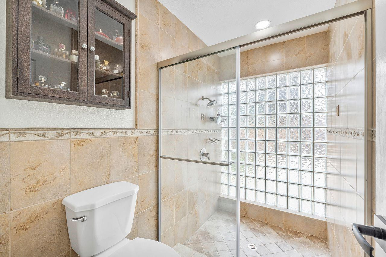 1285 NW 85th Terrace