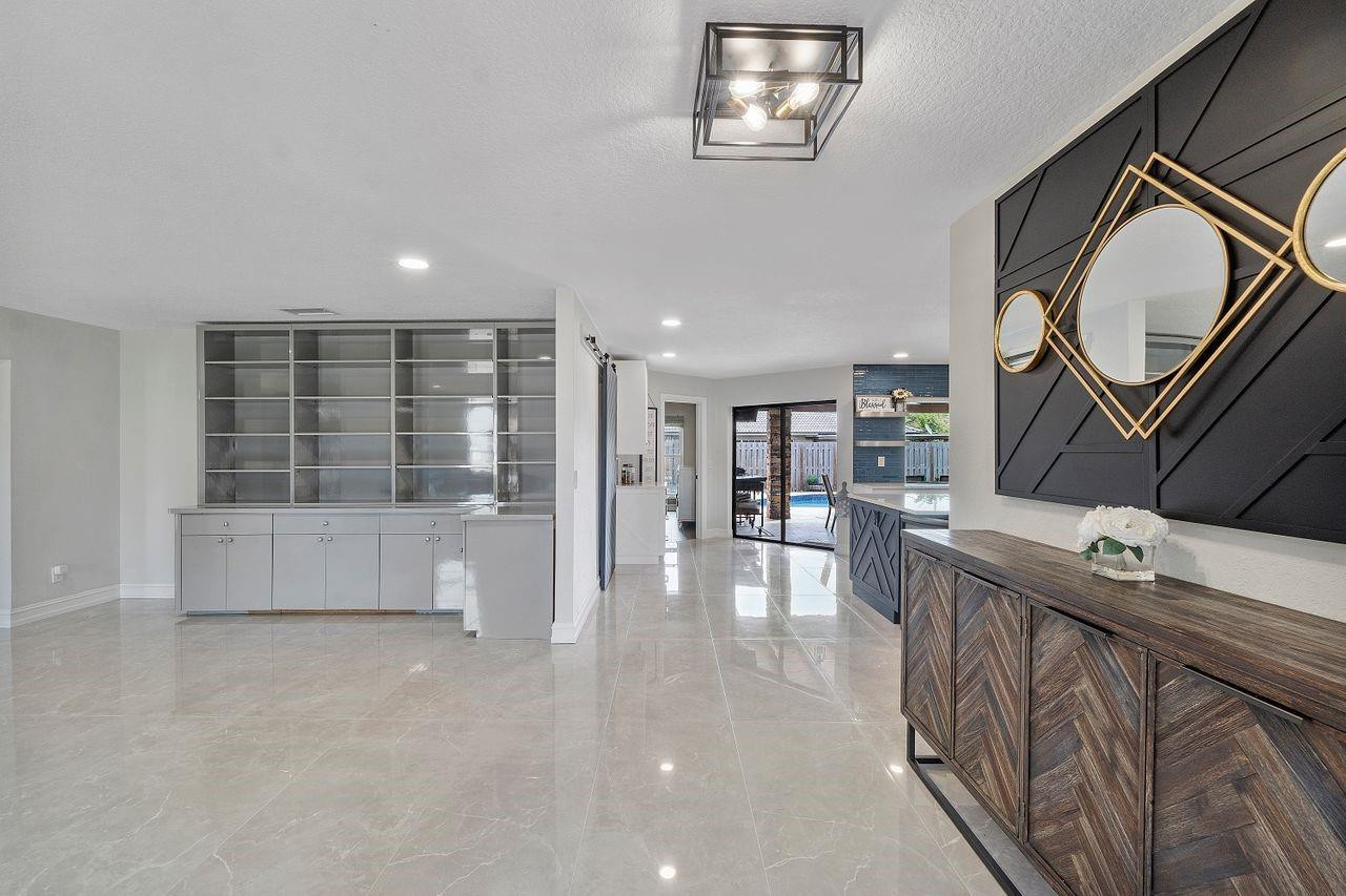 1285 NW 85th Terrace