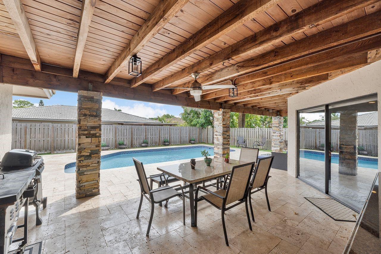 1285 NW 85th Terrace