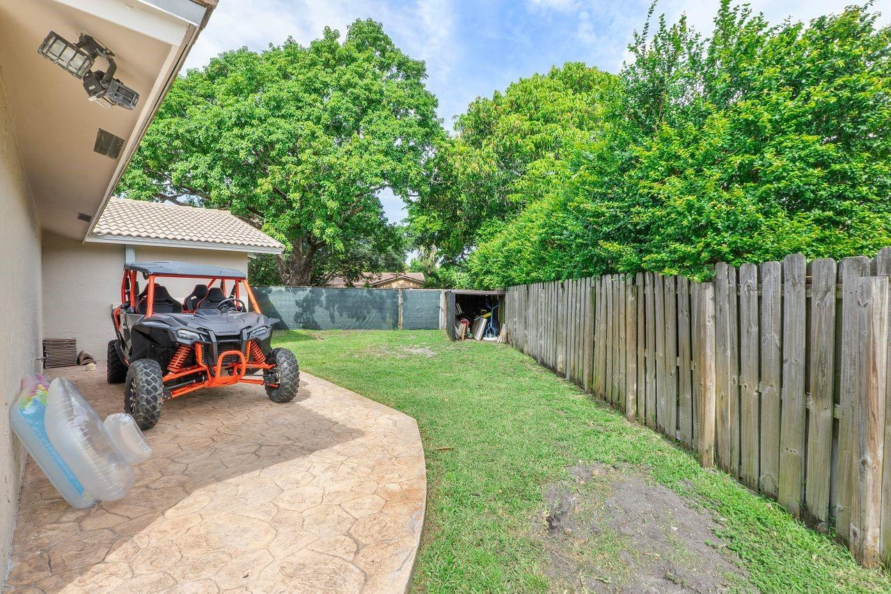 1285 NW 85th Terrace