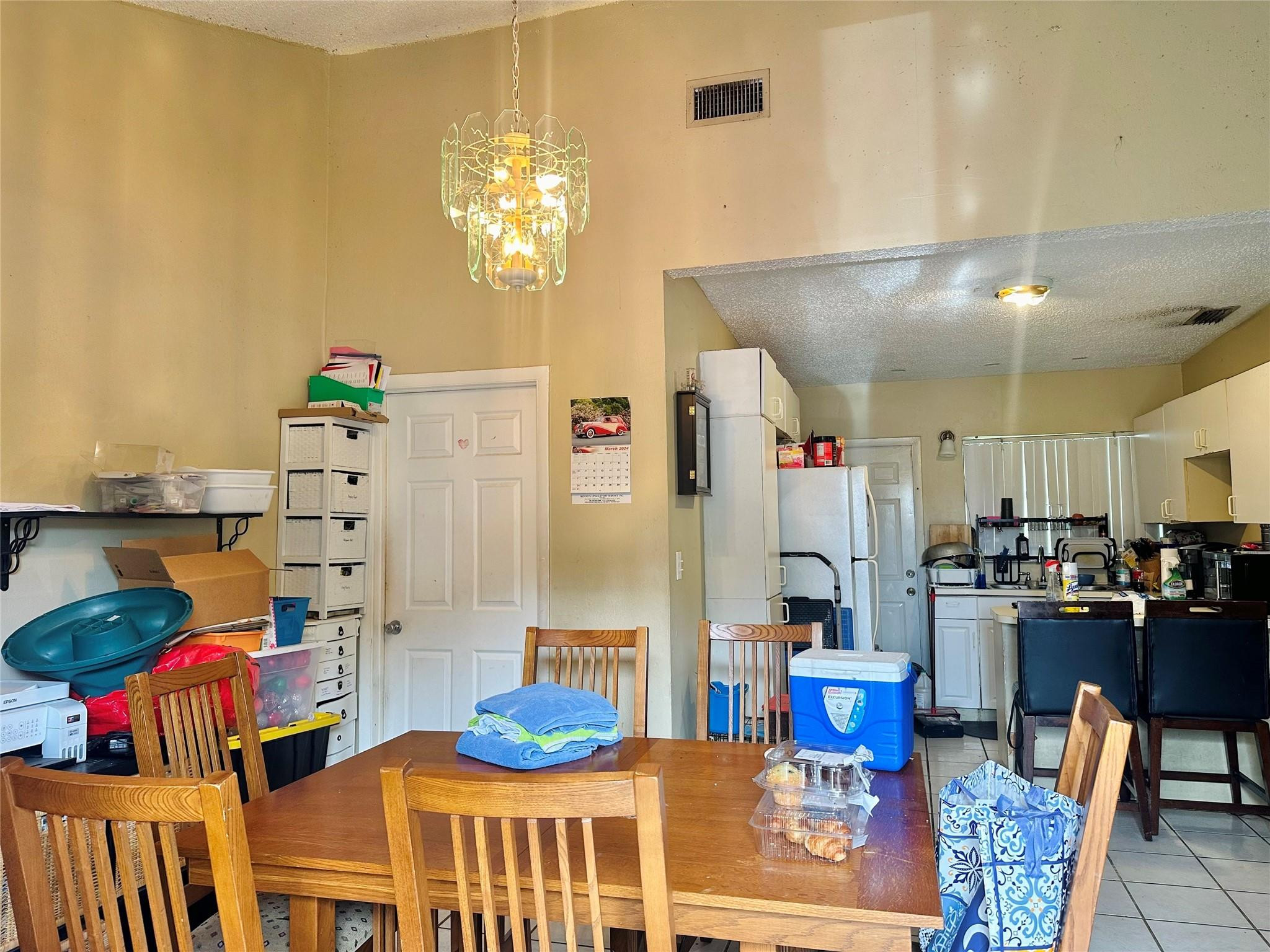 414 N 60th Way
