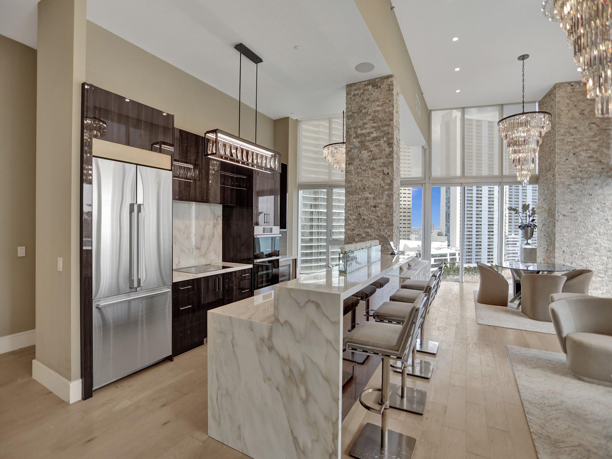 465 Brickell Avenue 1401