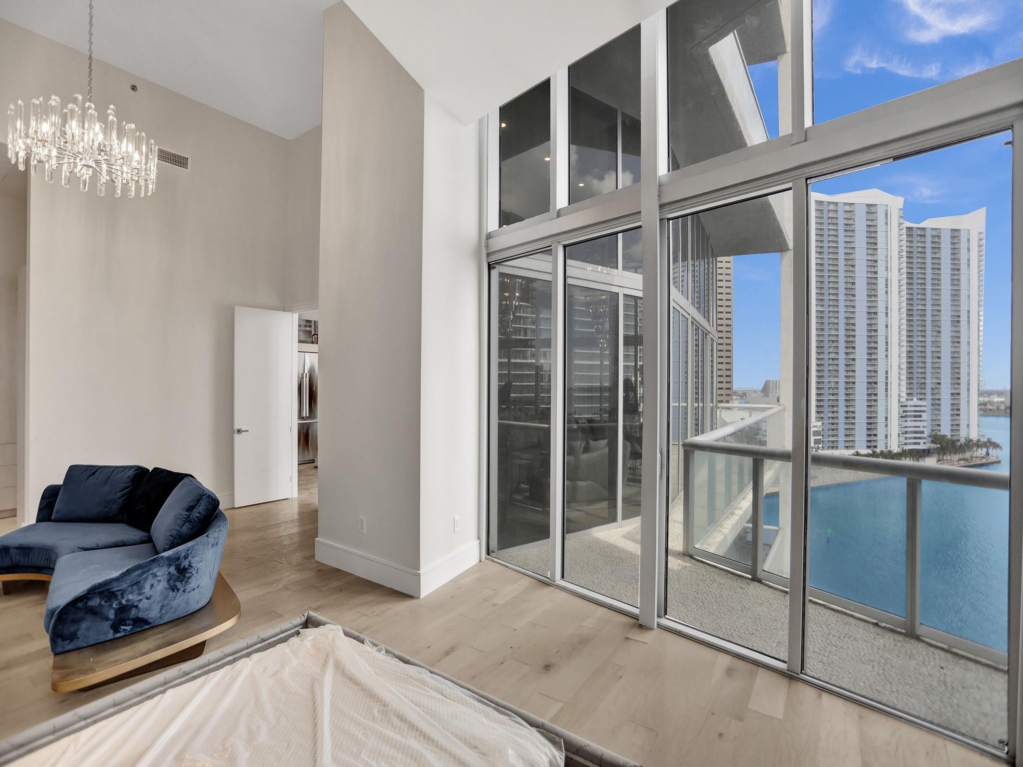 465 Brickell Avenue 1401