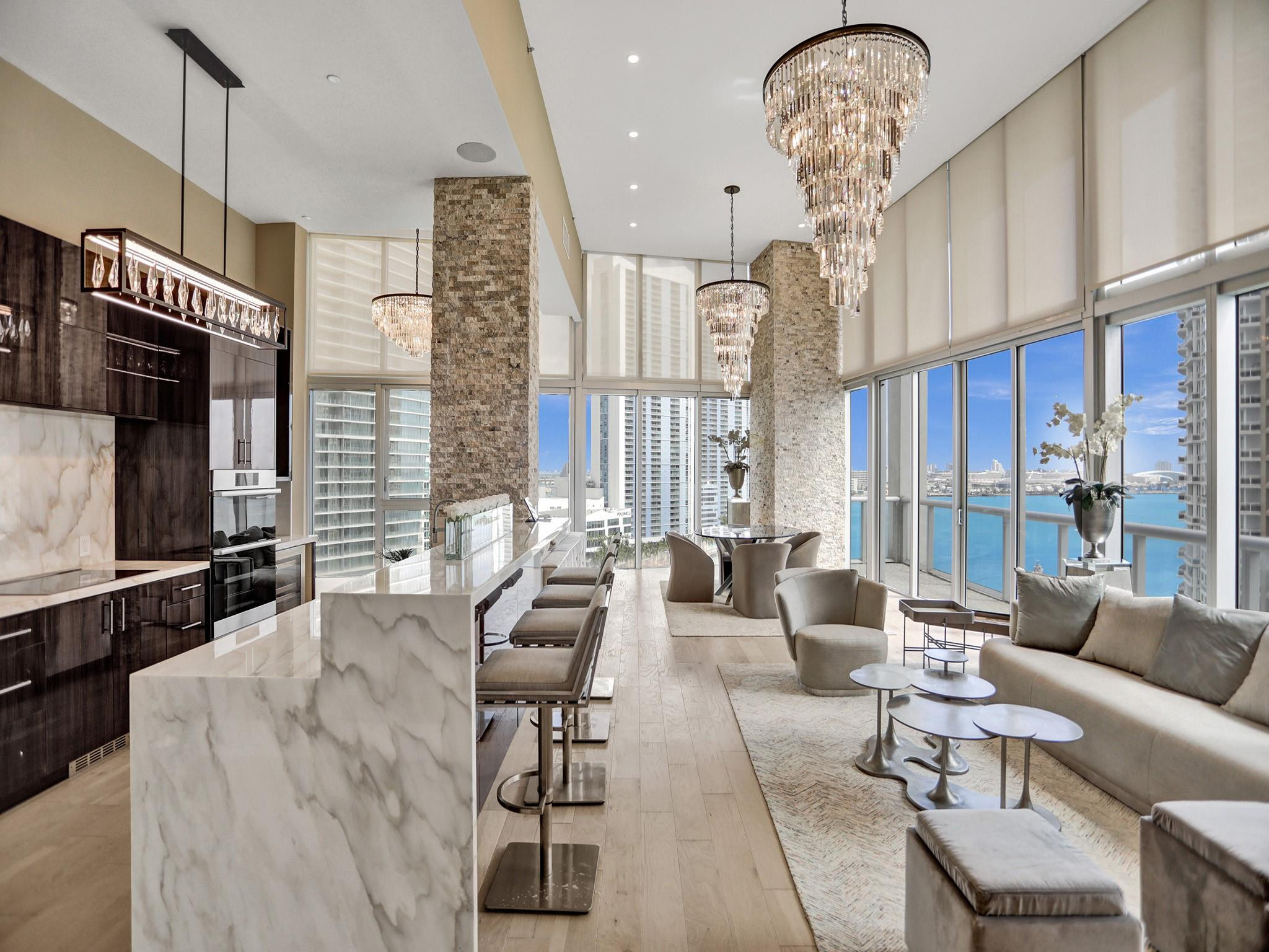 465 Brickell Avenue 1401