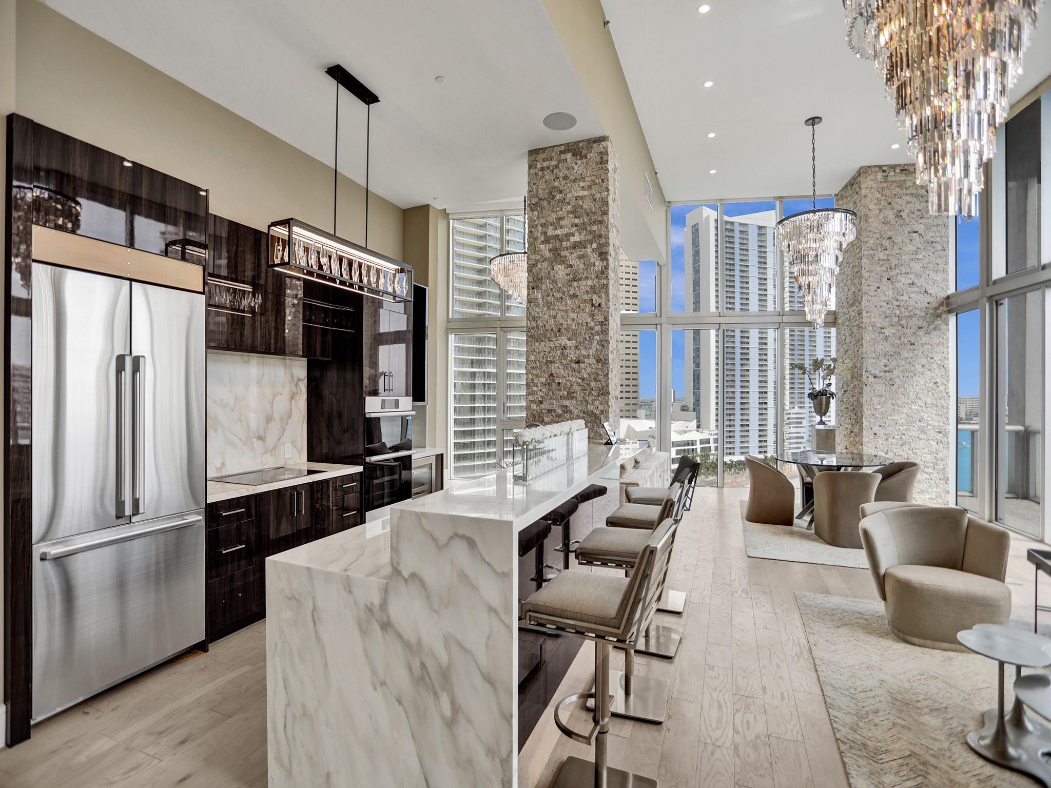 465 Brickell Avenue 1401