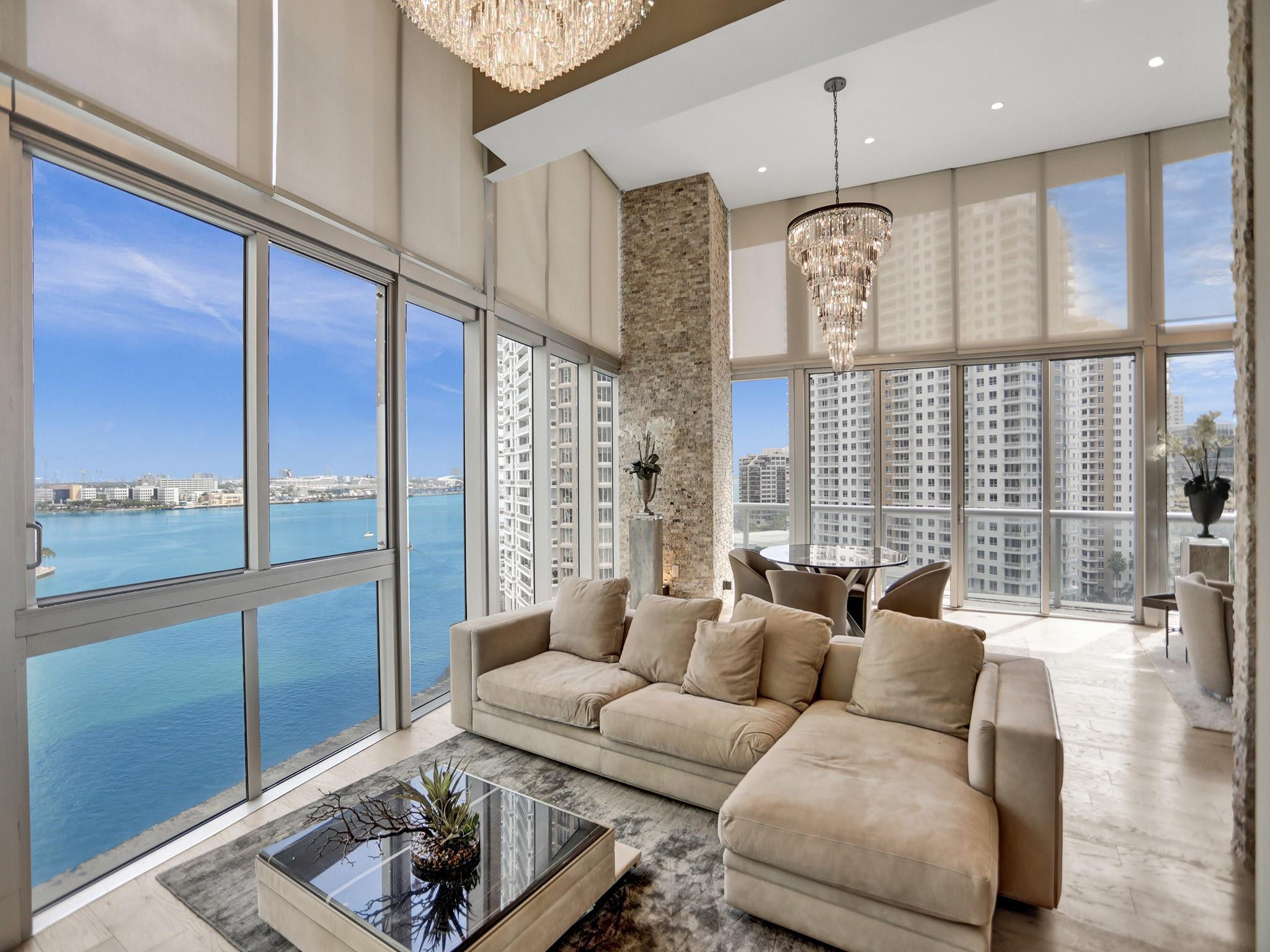 465 Brickell Avenue 1401