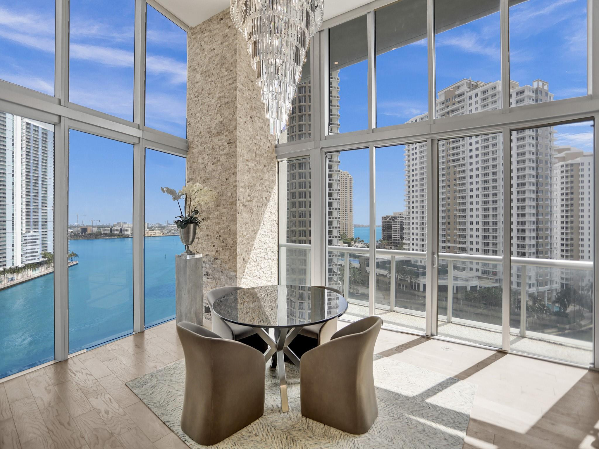 465 Brickell Avenue 1401