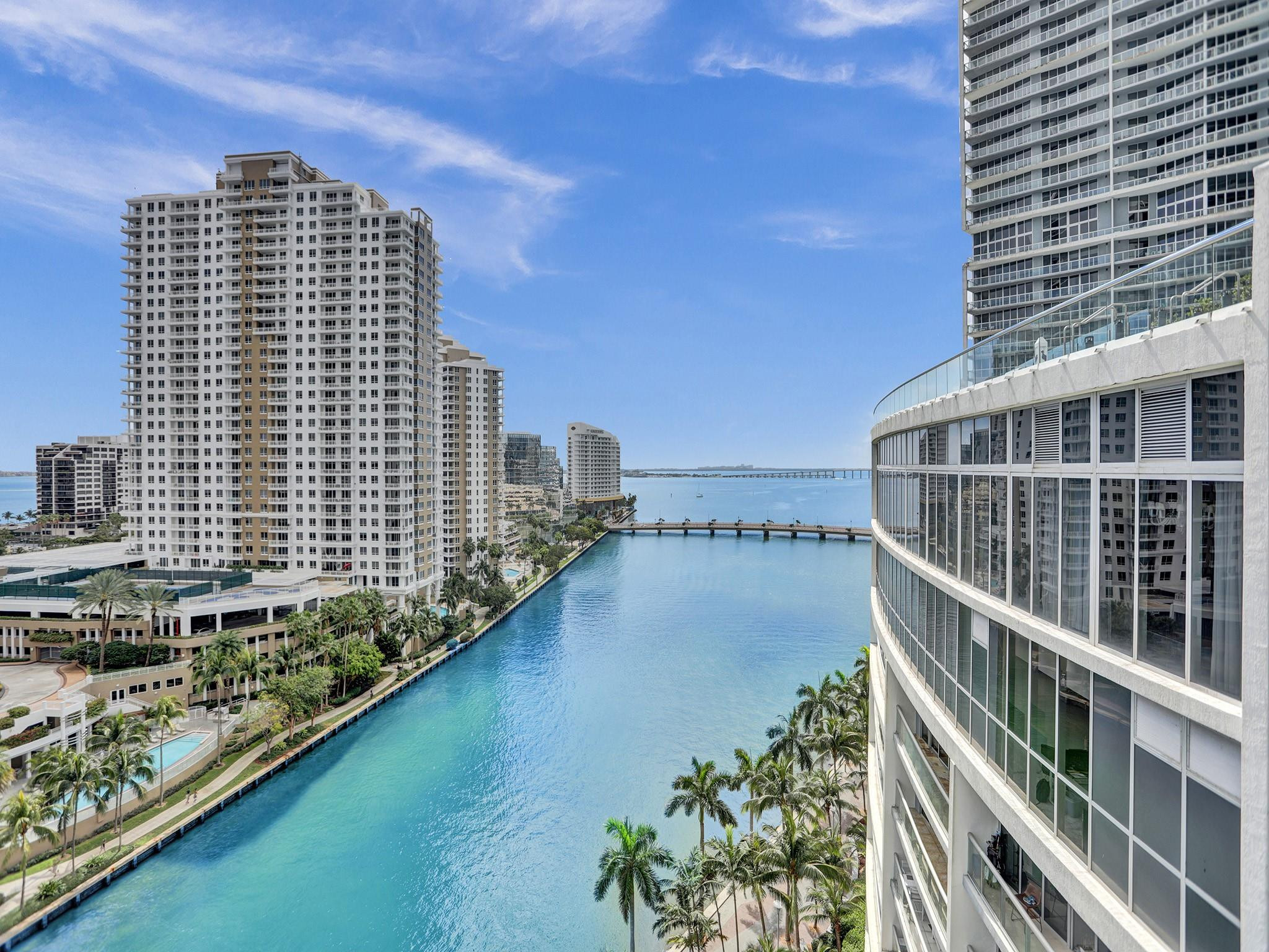 465 Brickell Avenue 1401
