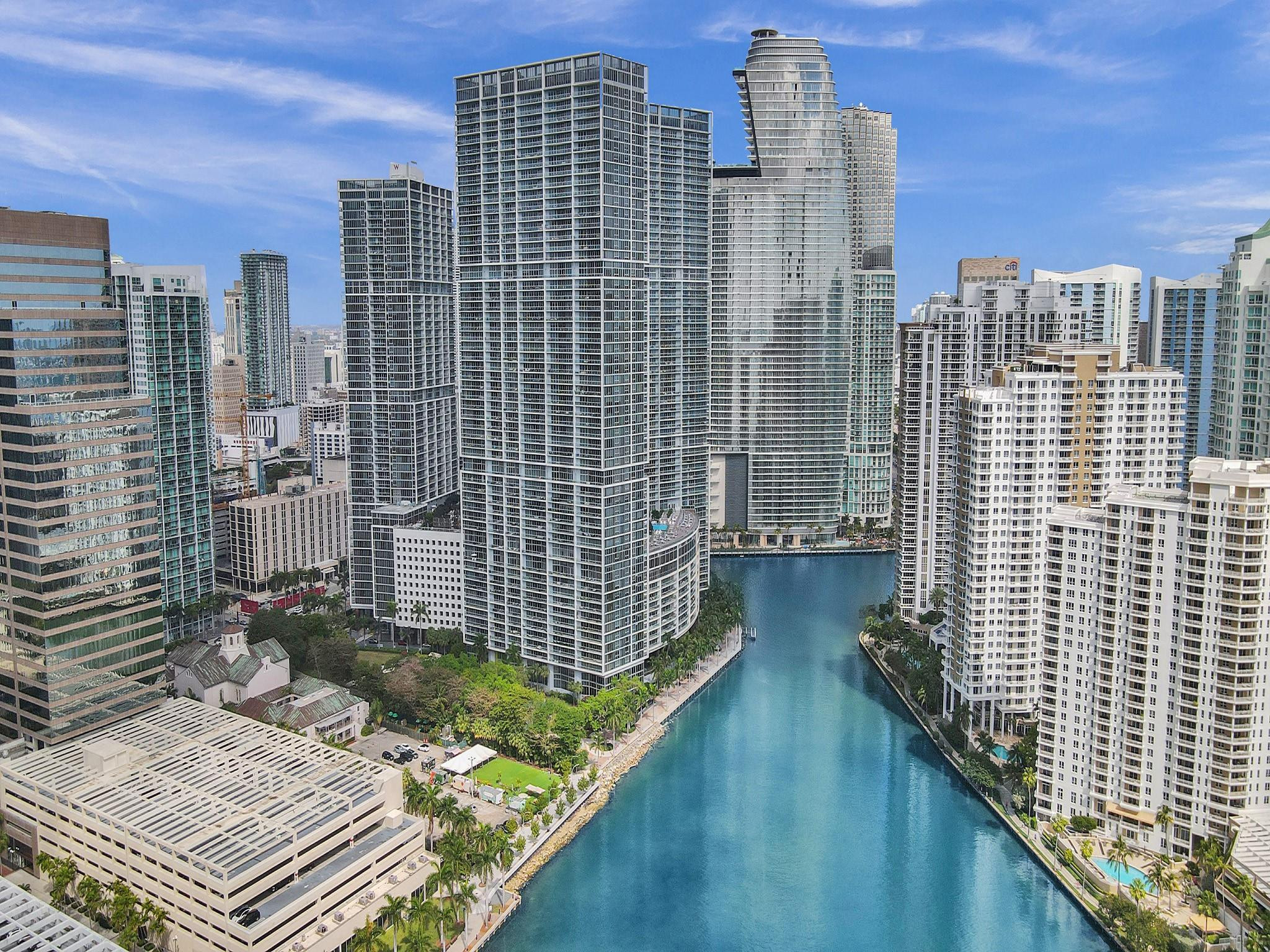465 Brickell Avenue 1401