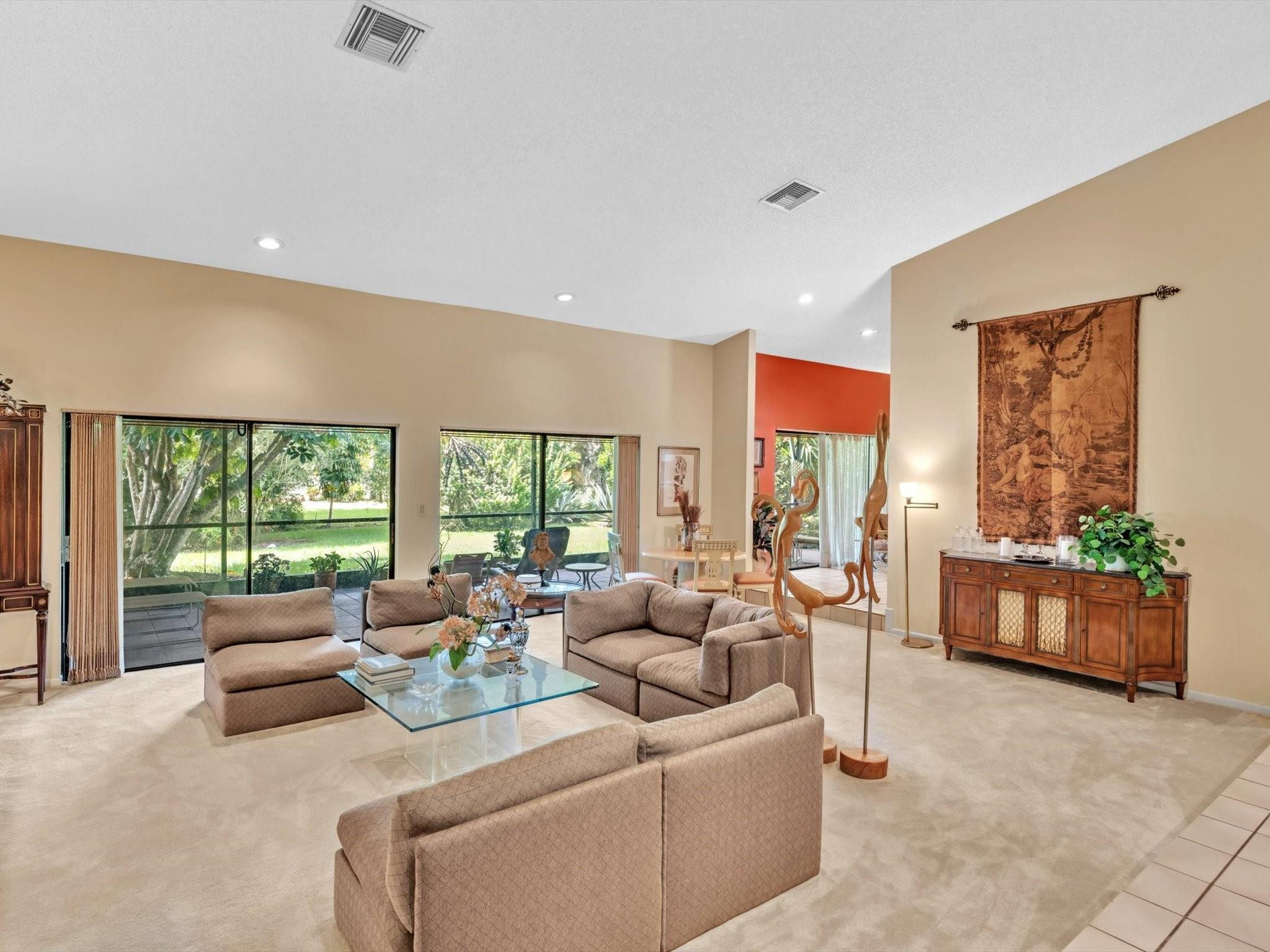 8640 Banyan Court