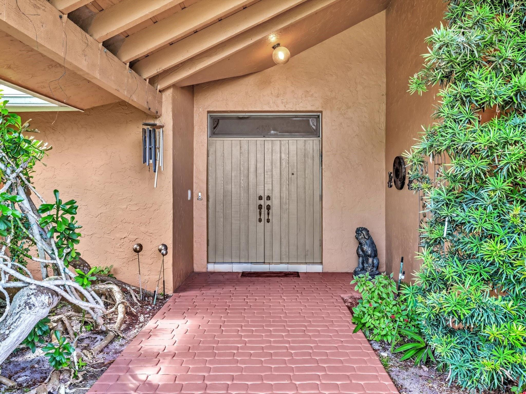 8640 Banyan Court