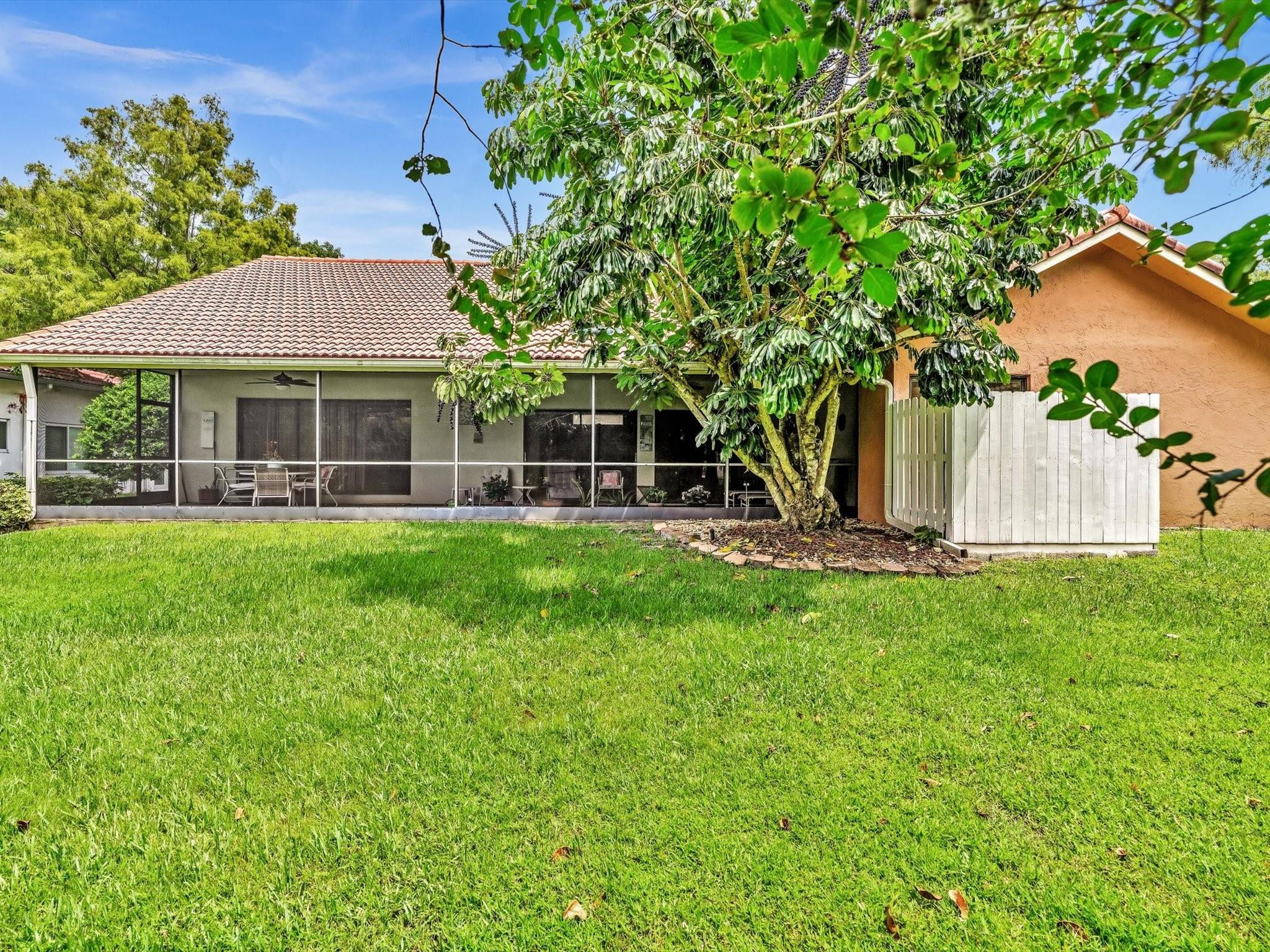 8640 Banyan Court