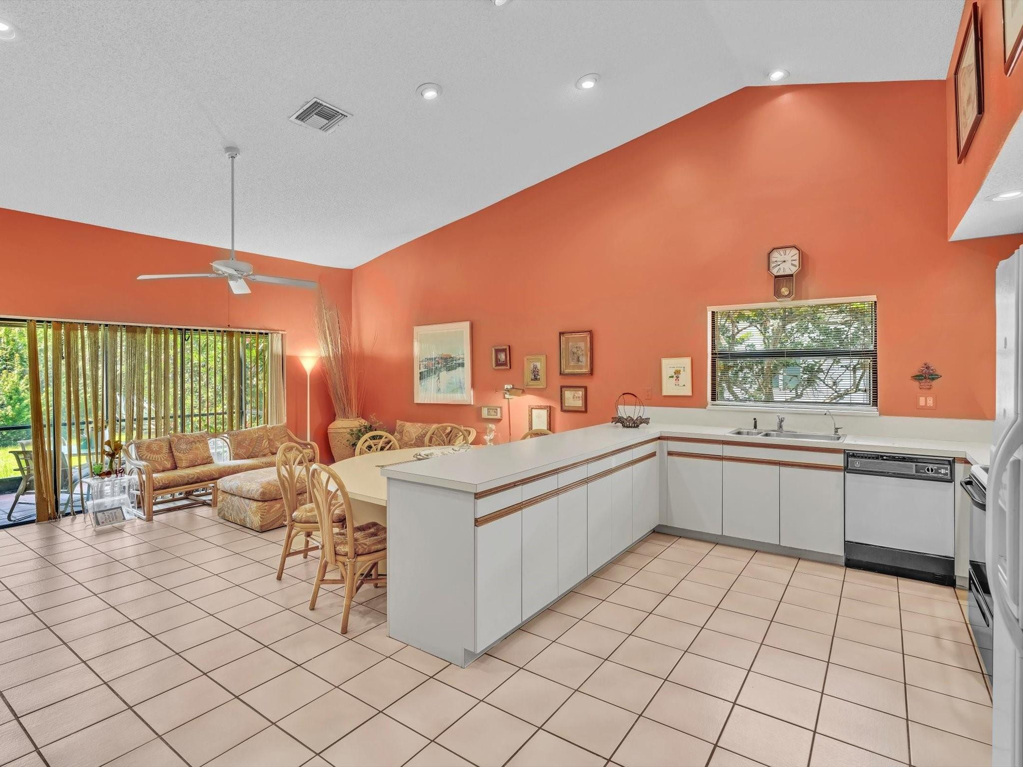 8640 Banyan Court