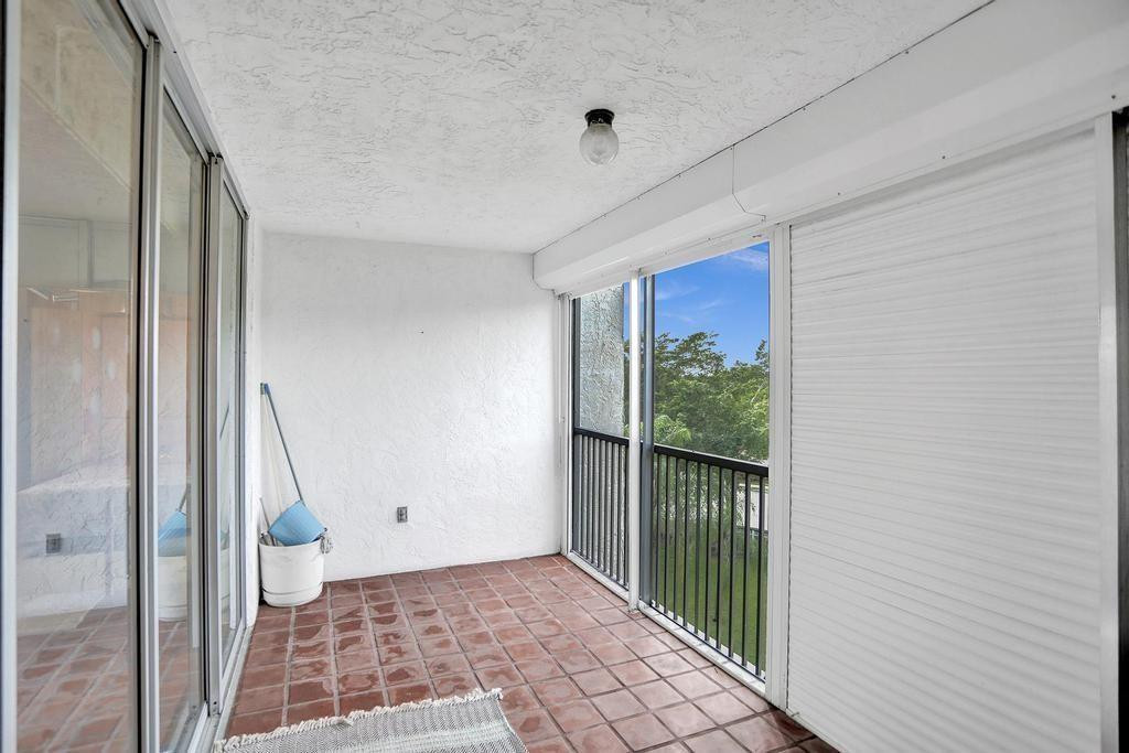 3910 Inverrary Boulevard 501-B