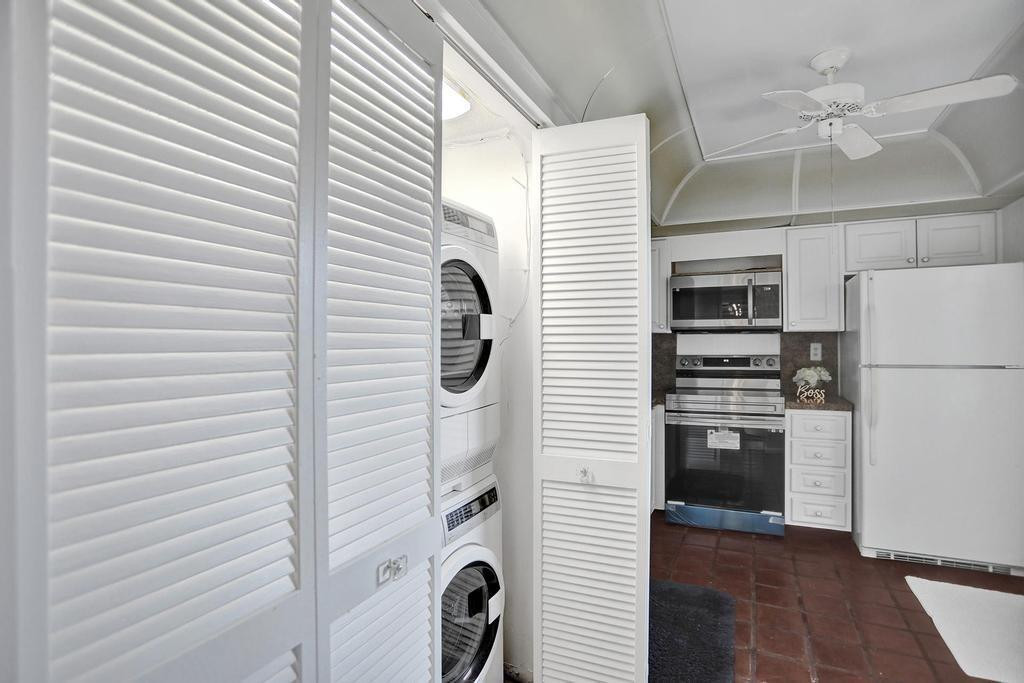 3910 Inverrary Boulevard 501-B