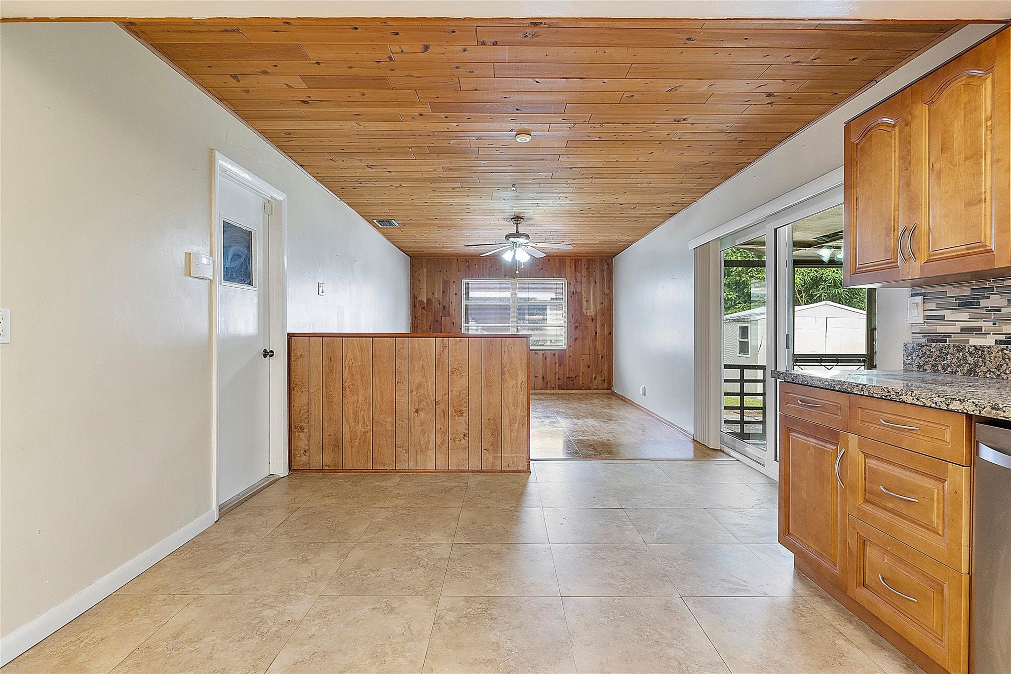 6710 SW 6th Street