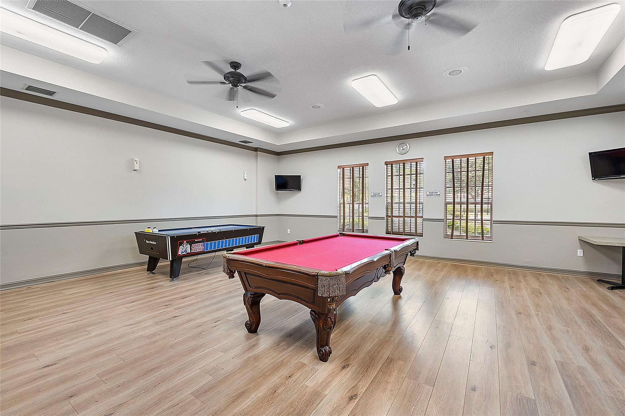 5960 NW 56th Drive