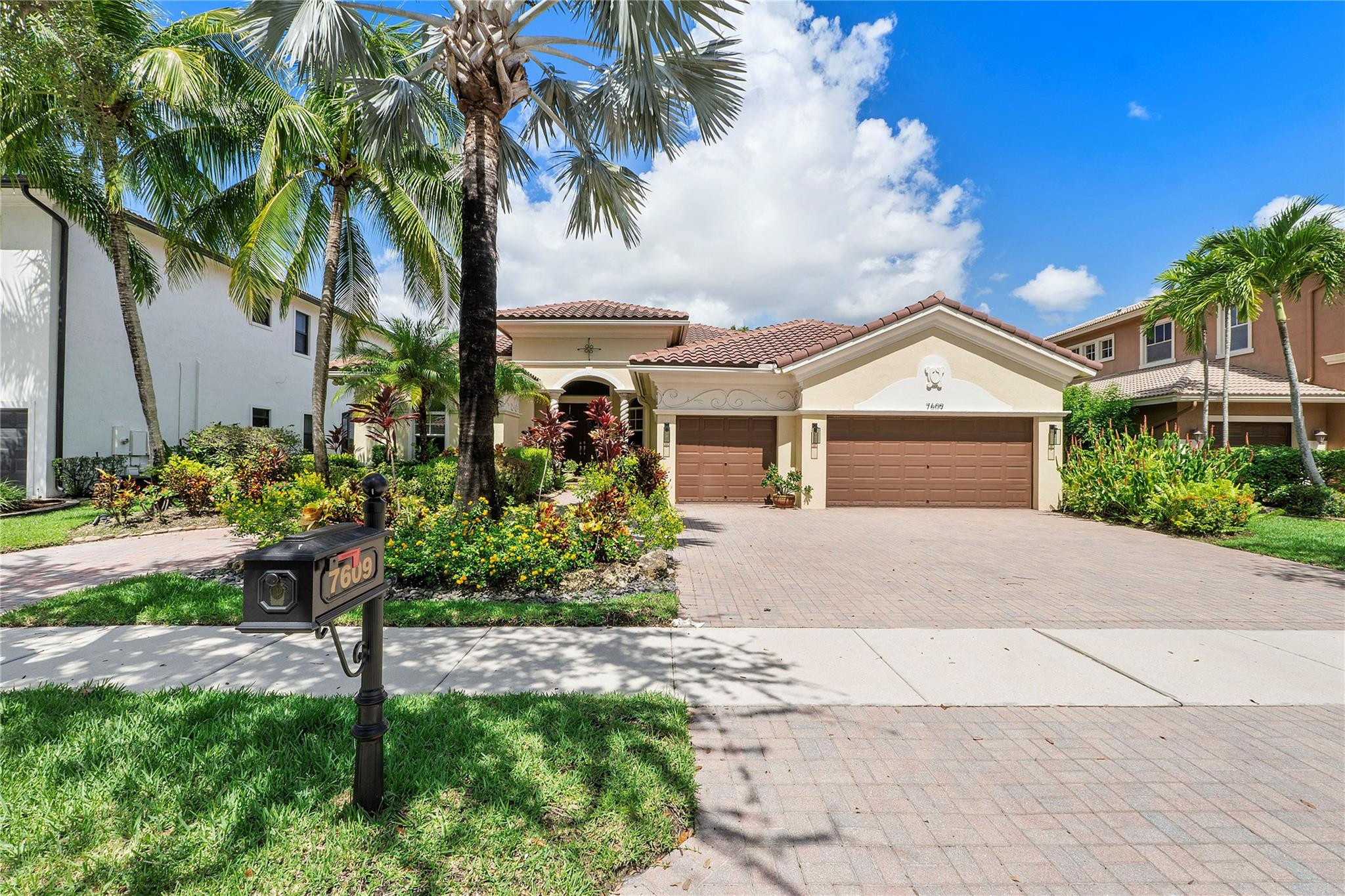 7609 NW 117th Lane