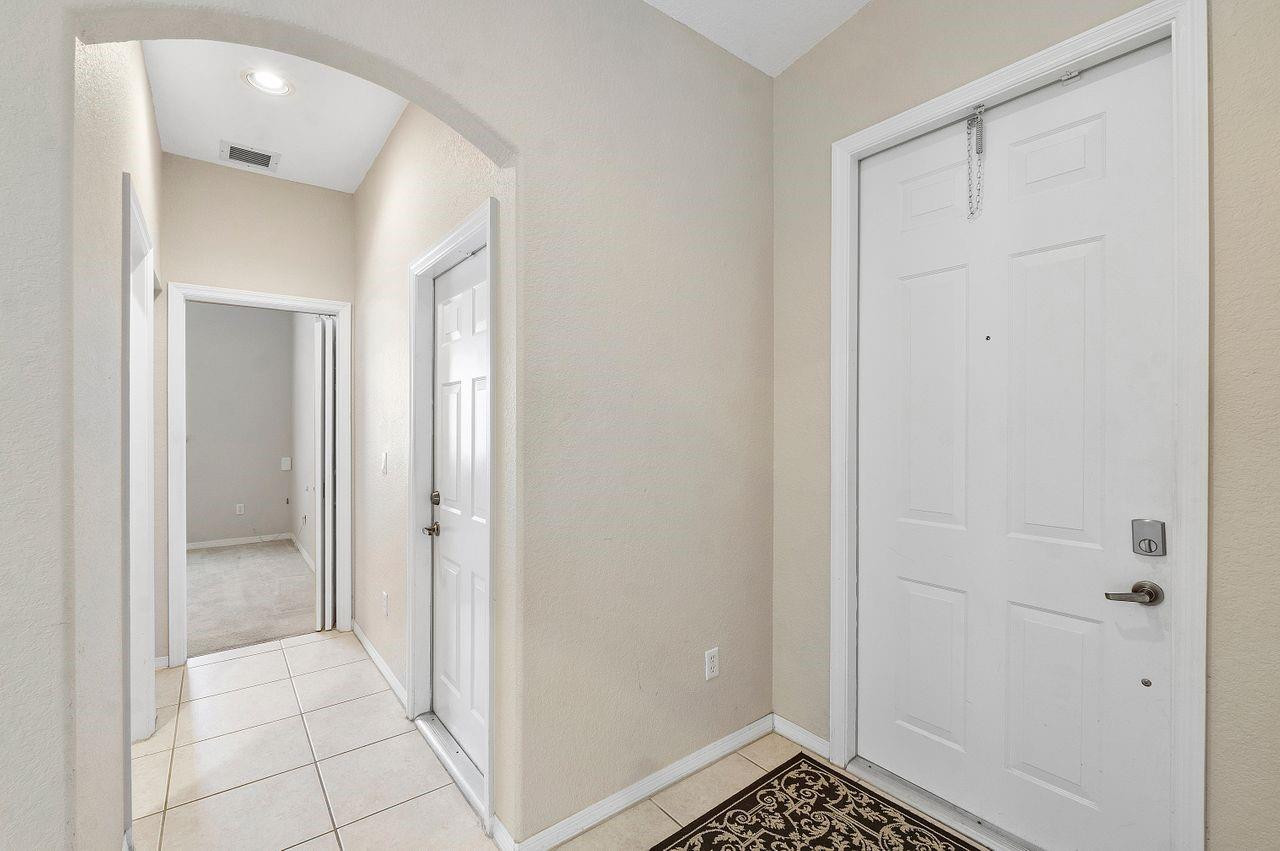8187 Bellafiore Way