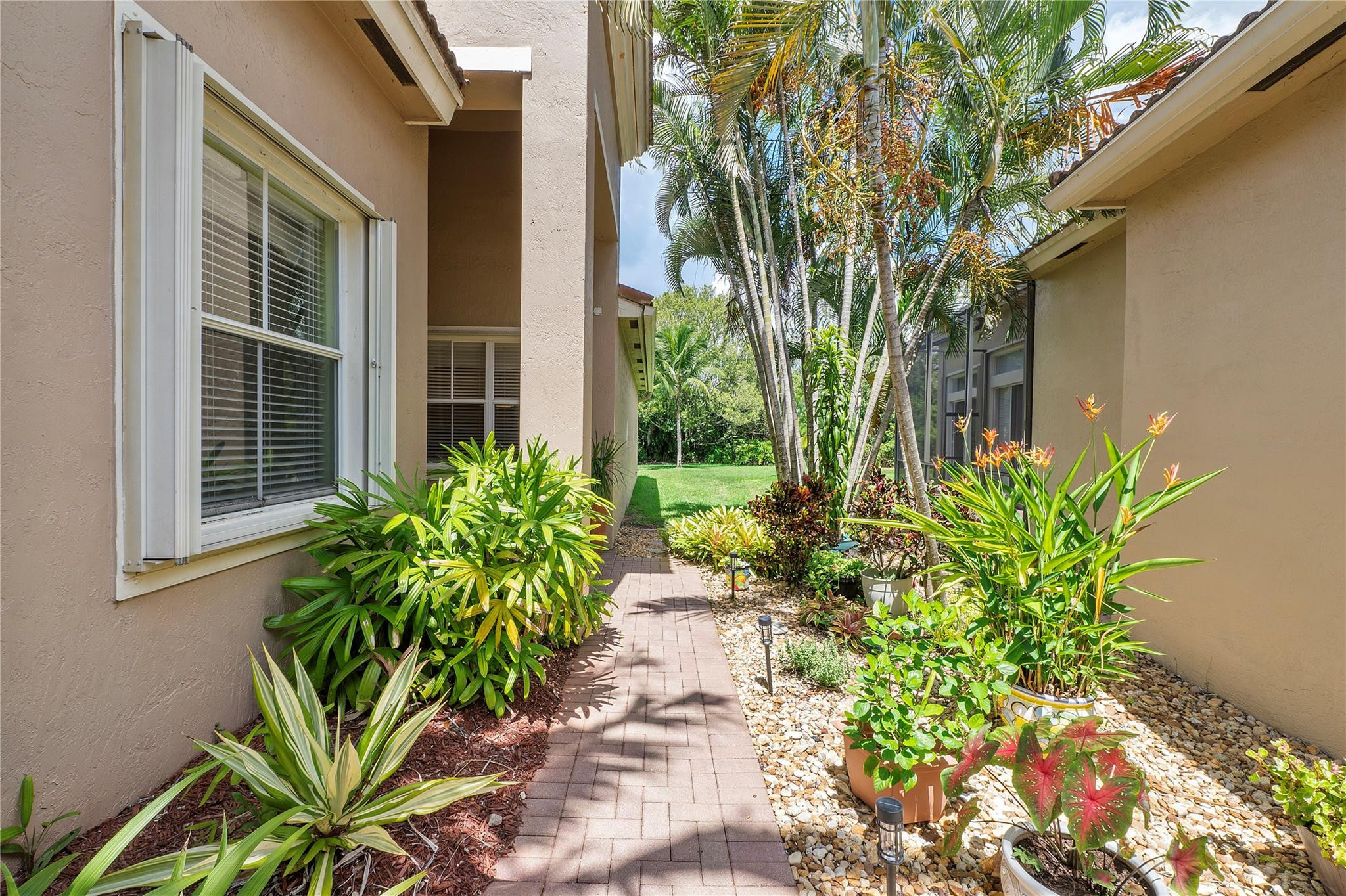 5820 NW 120th Avenue