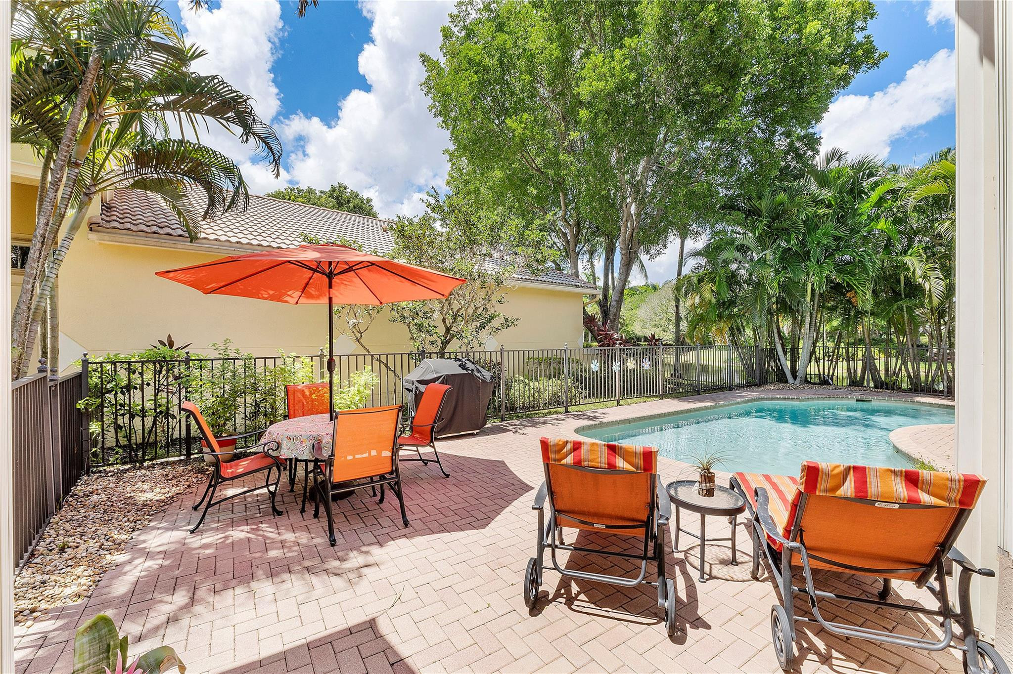 5820 NW 120th Avenue