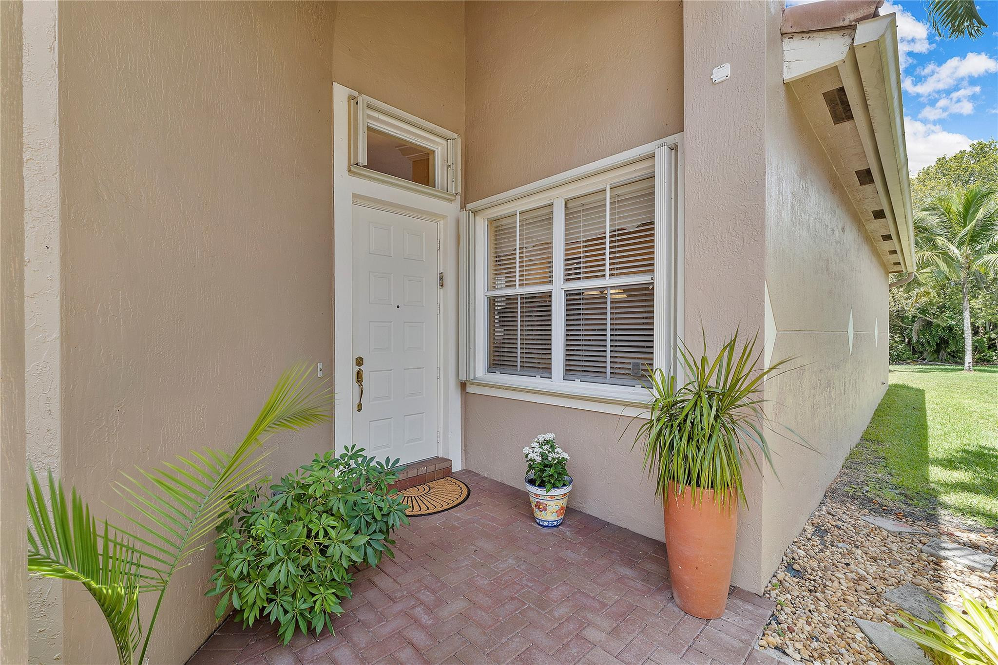 5820 NW 120th Avenue