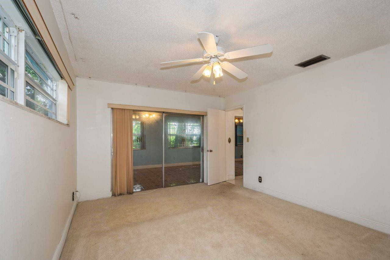 2610 NW 44th Terrace