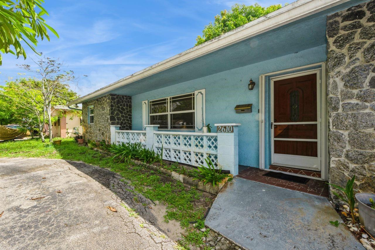 2610 NW 44th Terrace