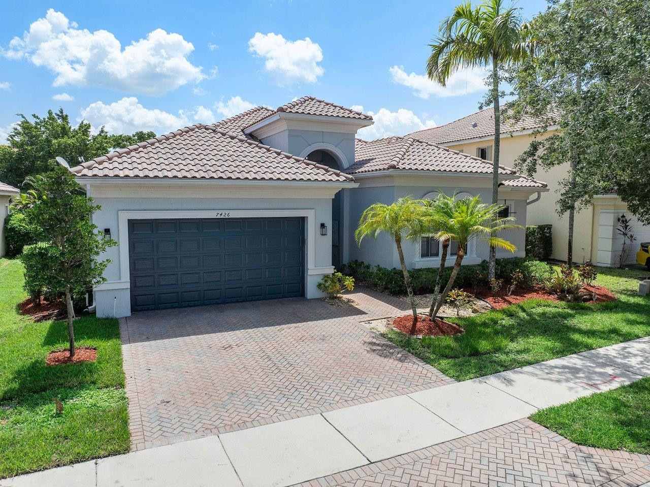 7426 NW 115th Terrace