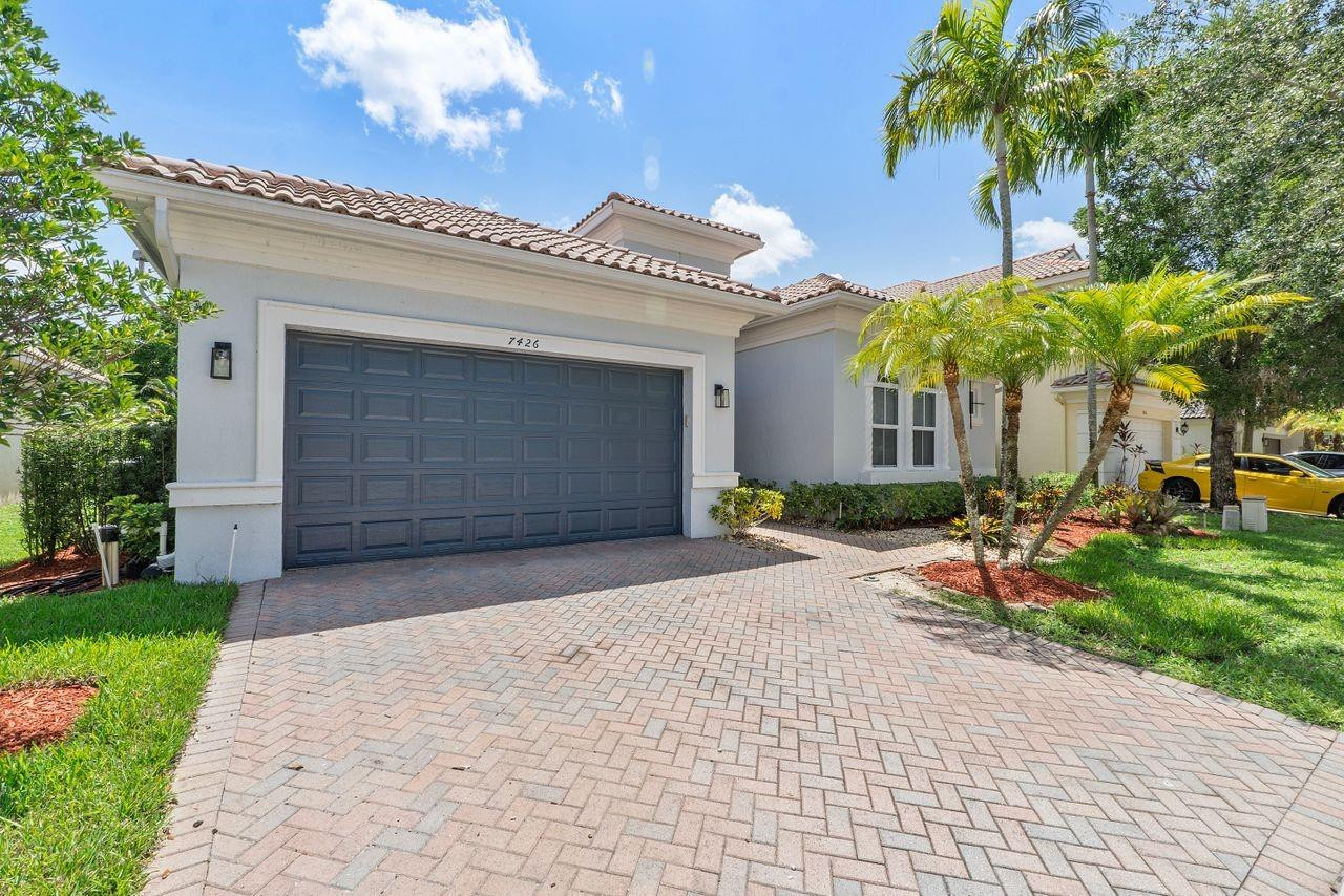 7426 NW 115th Terrace