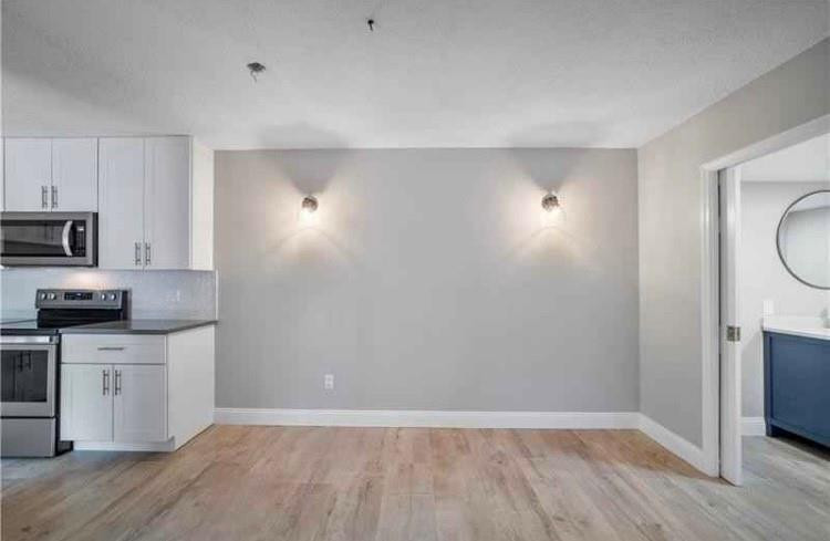 825 Center Street 26A