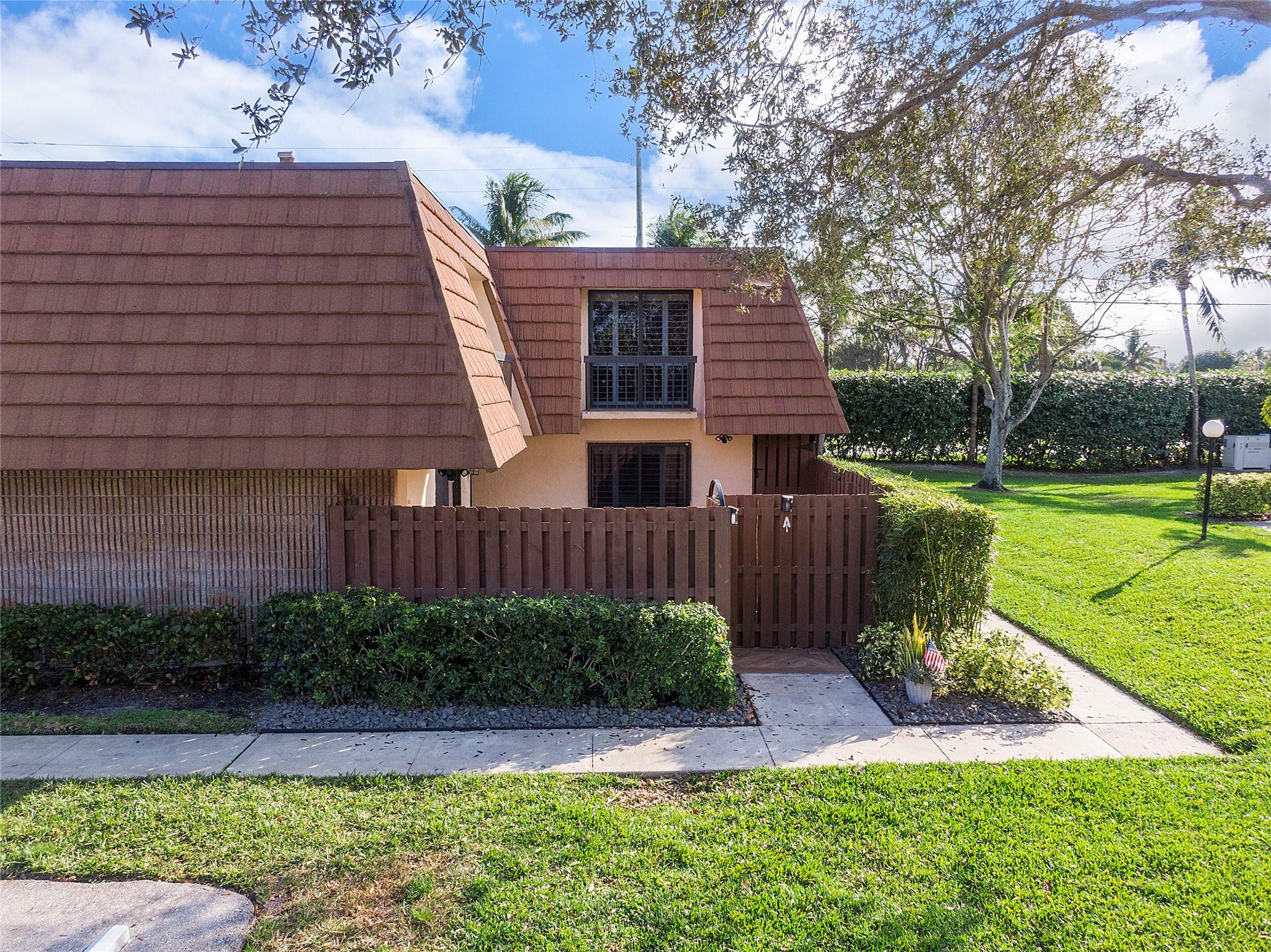 825 Center Street 26A