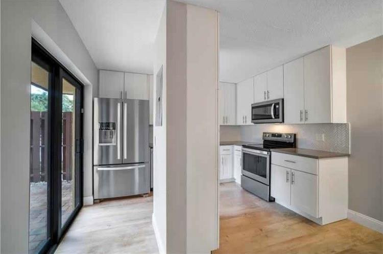 825 Center Street 26A