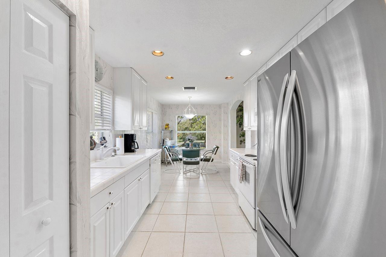 12468 Crystal Pointe Drive 201