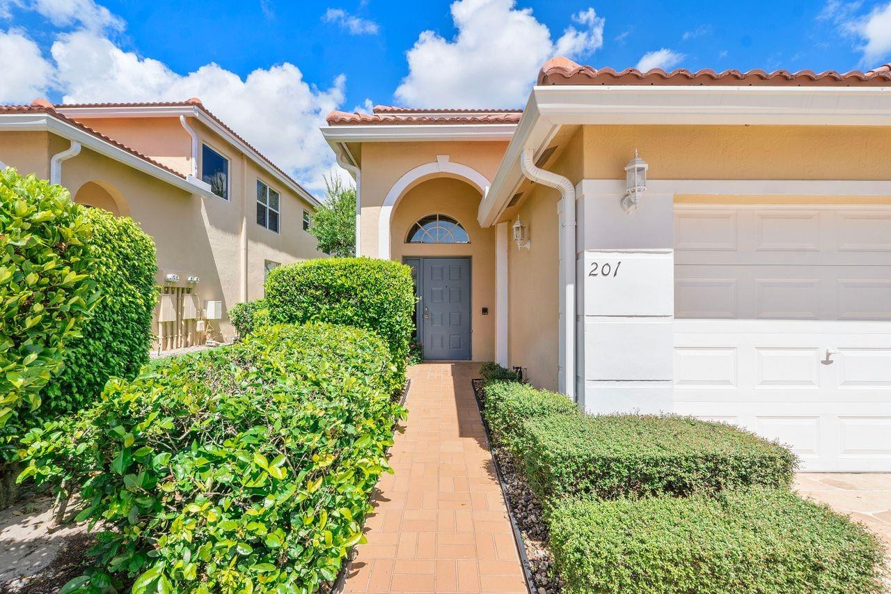 12468 Crystal Pointe Drive 201