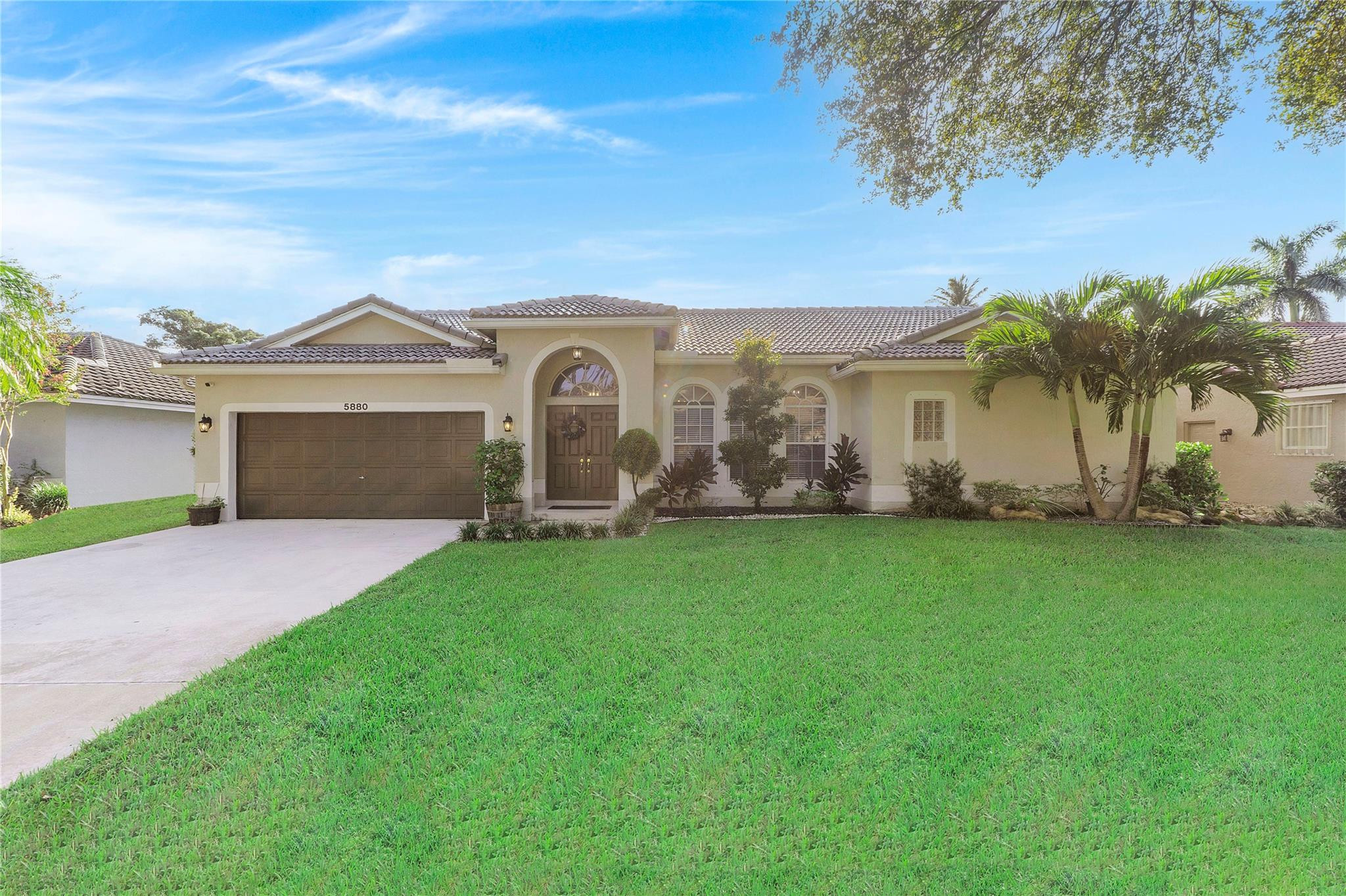 5880 NW 40th Lane