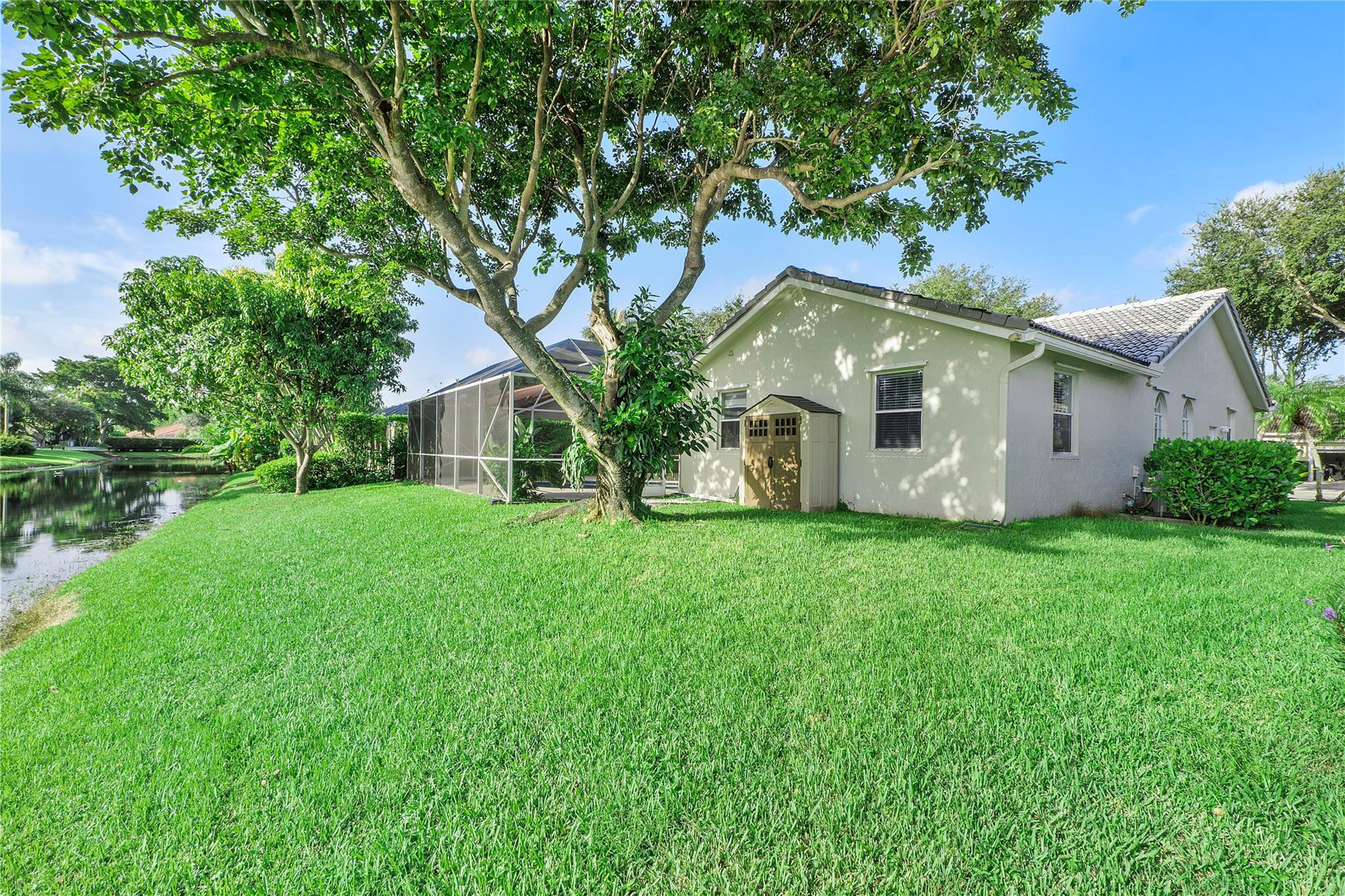 5880 NW 40th Lane