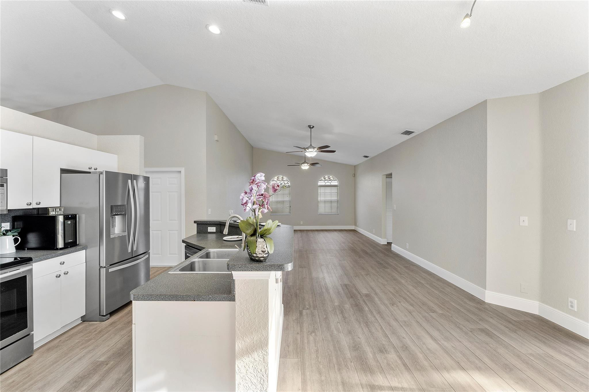 5880 NW 40th Lane