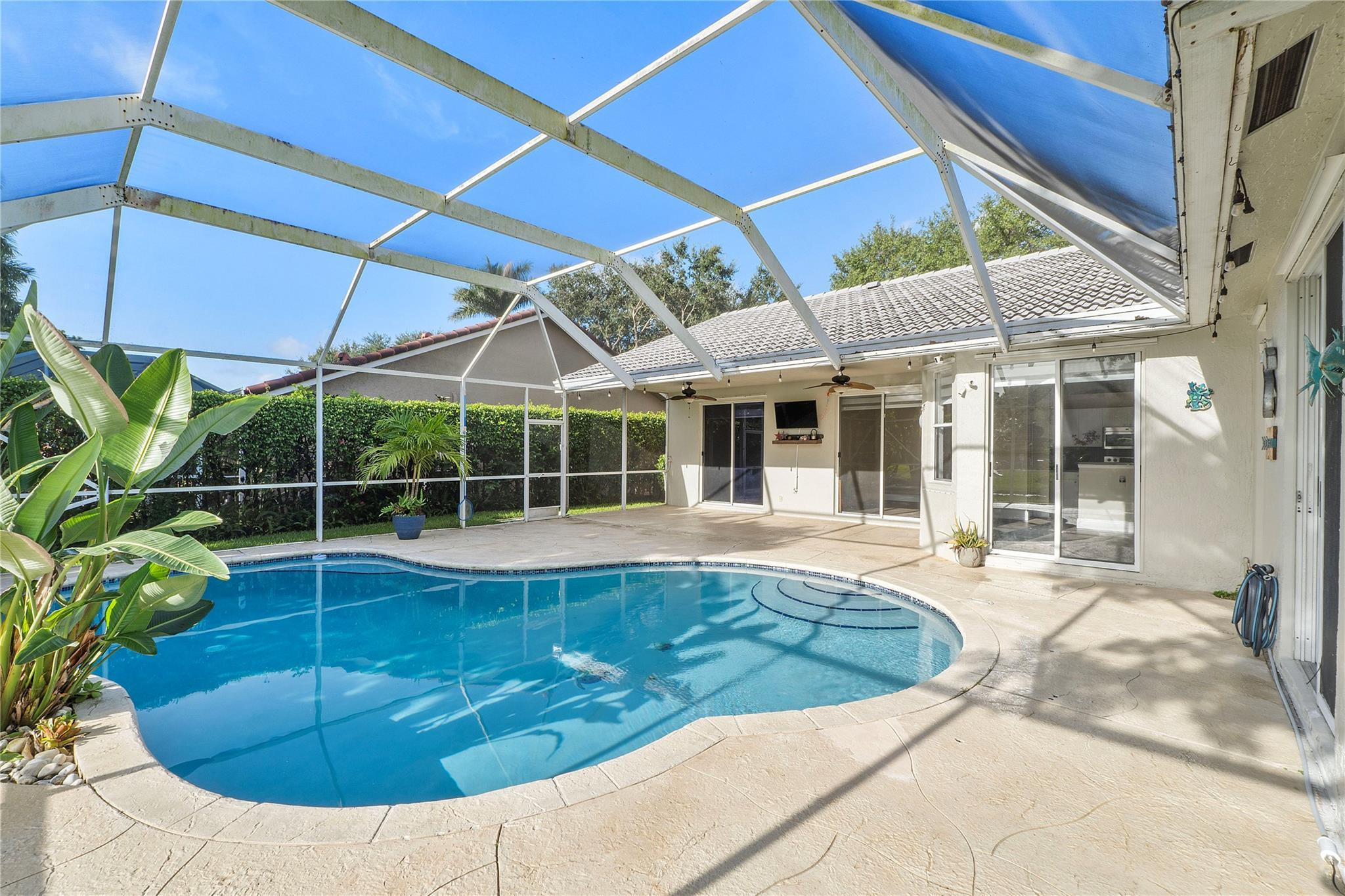 5880 NW 40th Lane