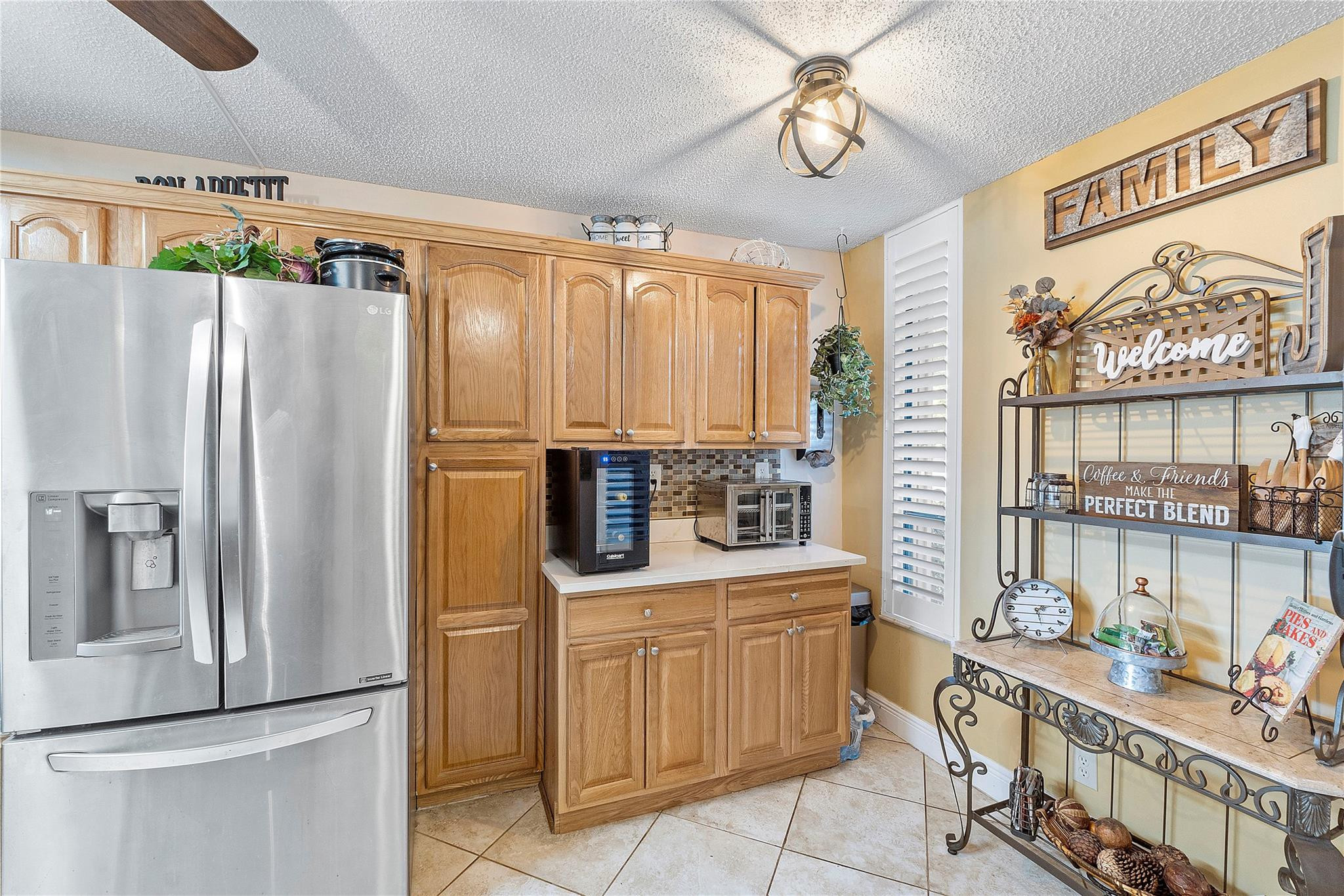 6409 Coral Lake Drive 109