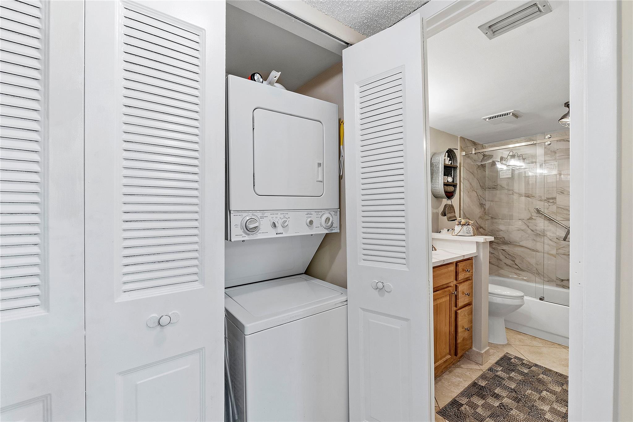 6409 Coral Lake Drive 109