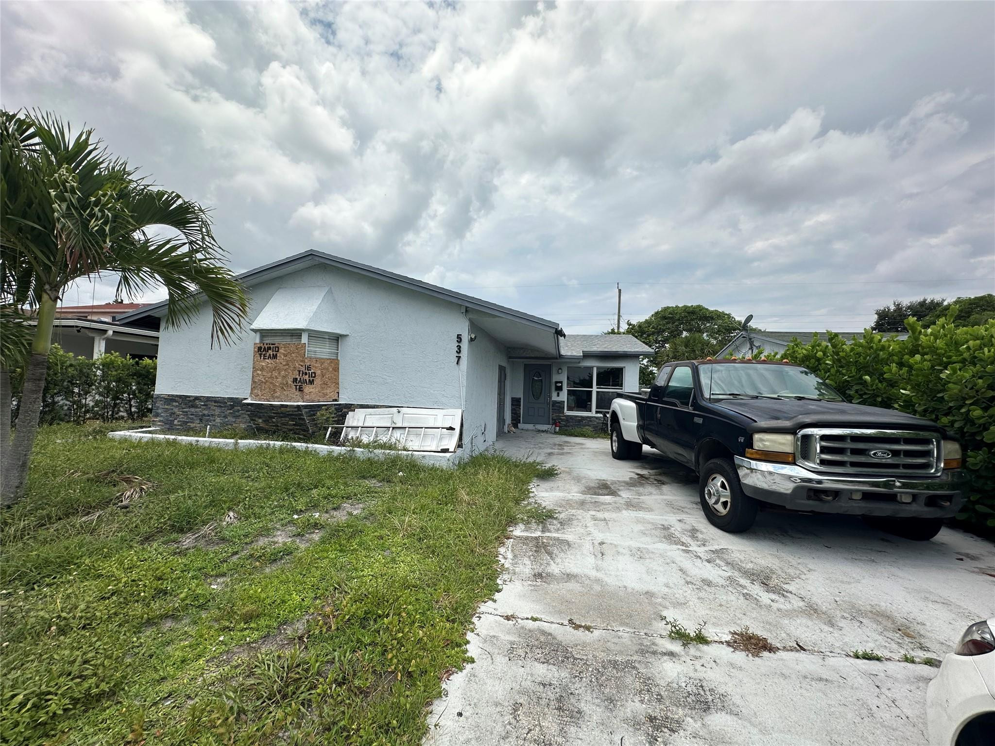 537 NW 2nd Terrace