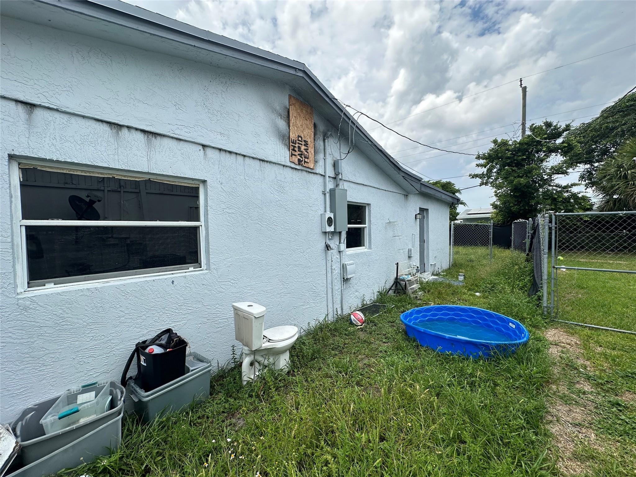 537 NW 2nd Terrace