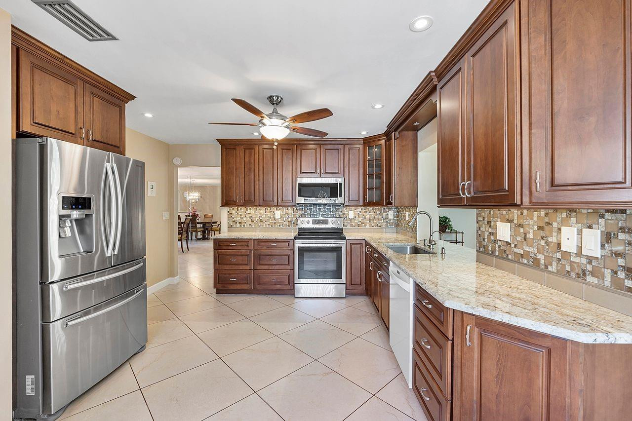 9535 NW 82nd Street