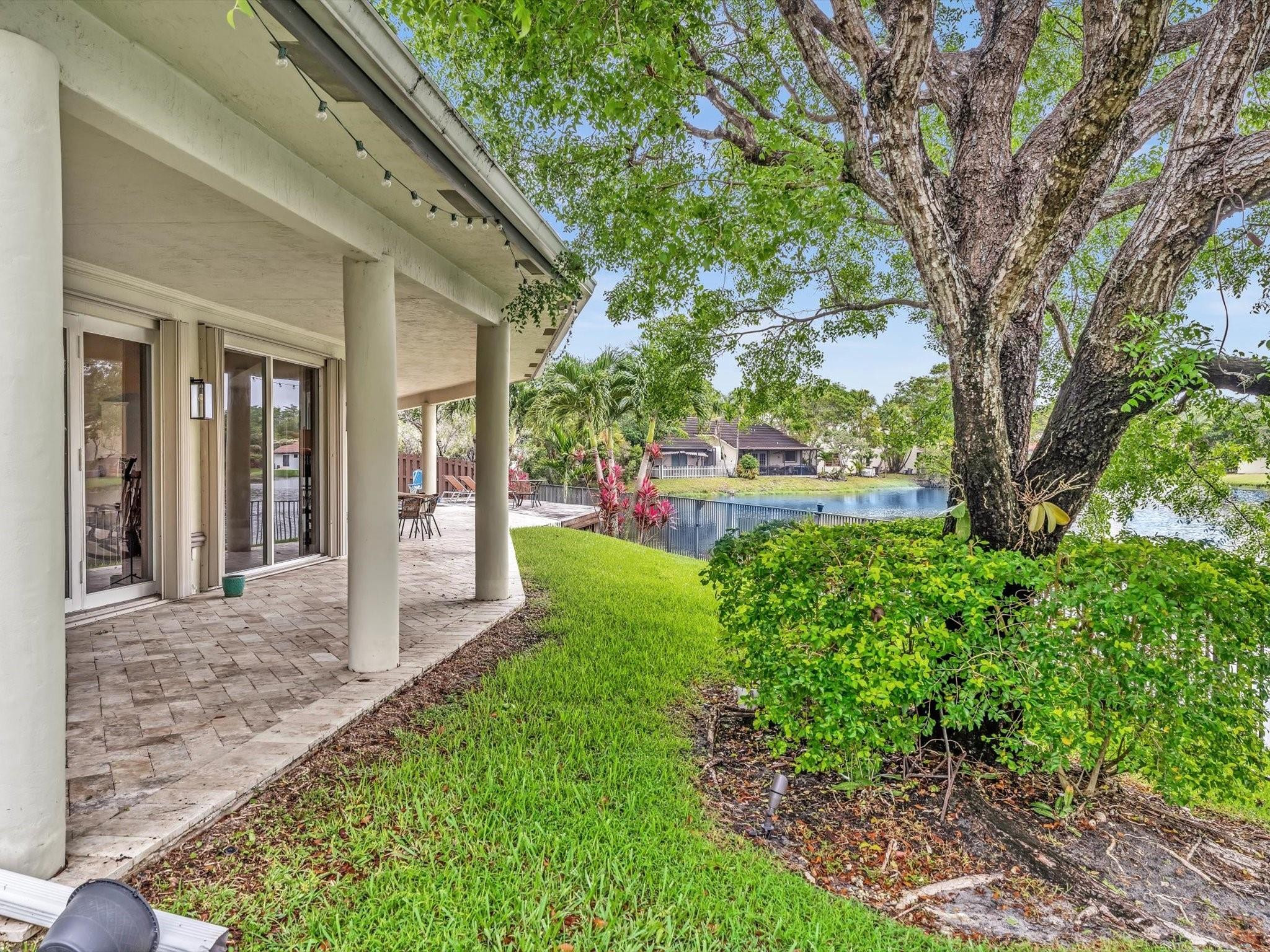 8941 SW 8th Street